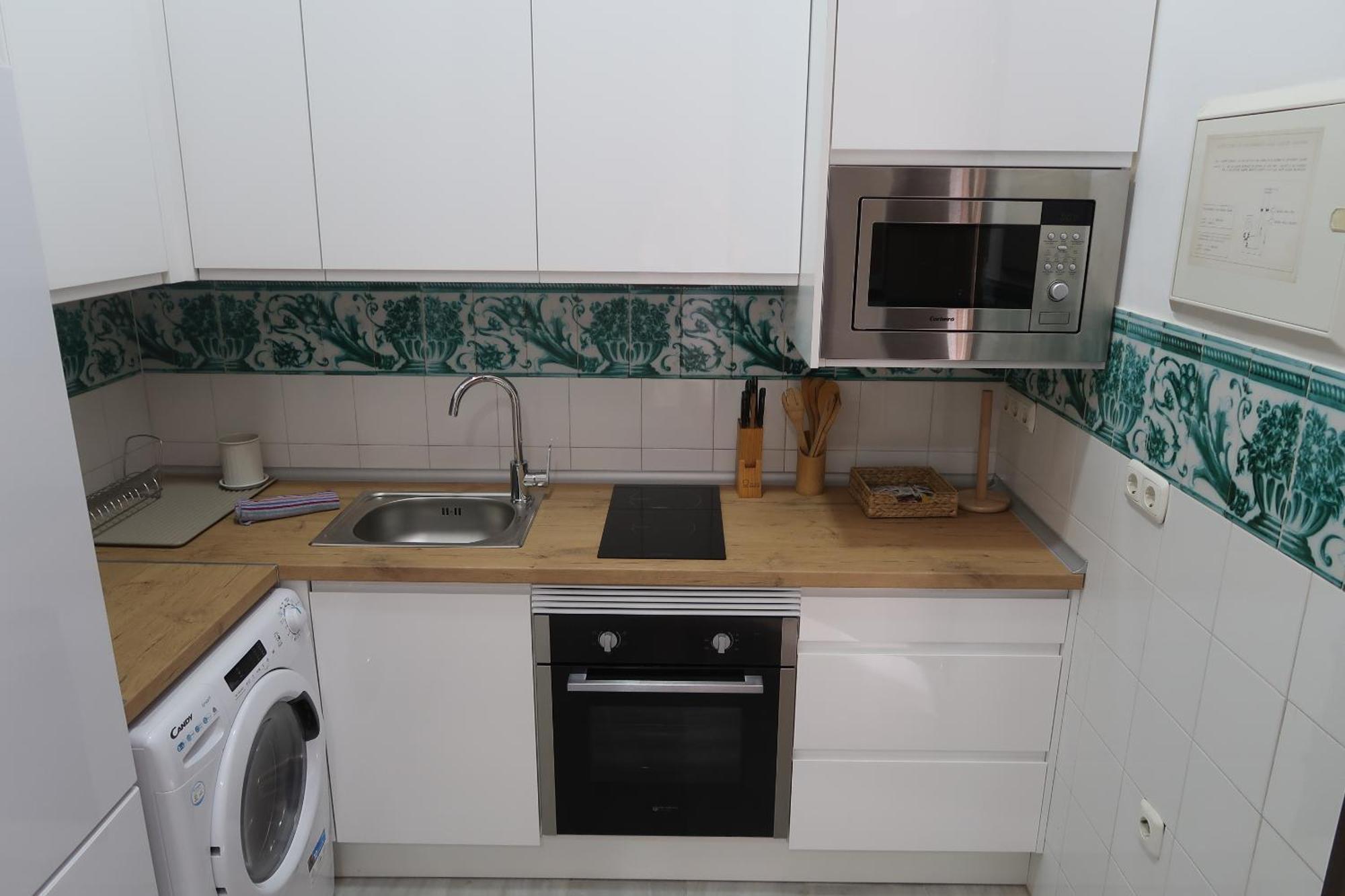J & E Center Appartement *
