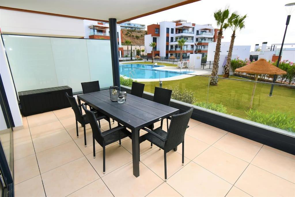 Casa Kerr - Luxury Apt - Sleeps 9 - Los Boliches Appartamento