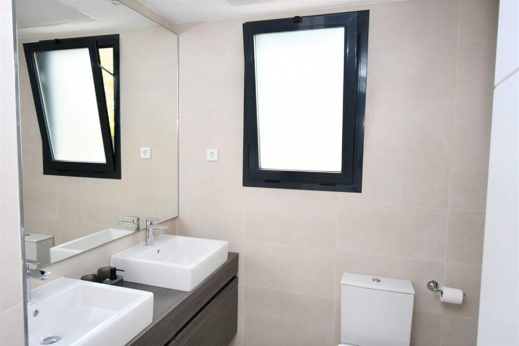 Appartamento Casa Kerr - Luxury Apt - Sleeps 9 - Los Boliches
