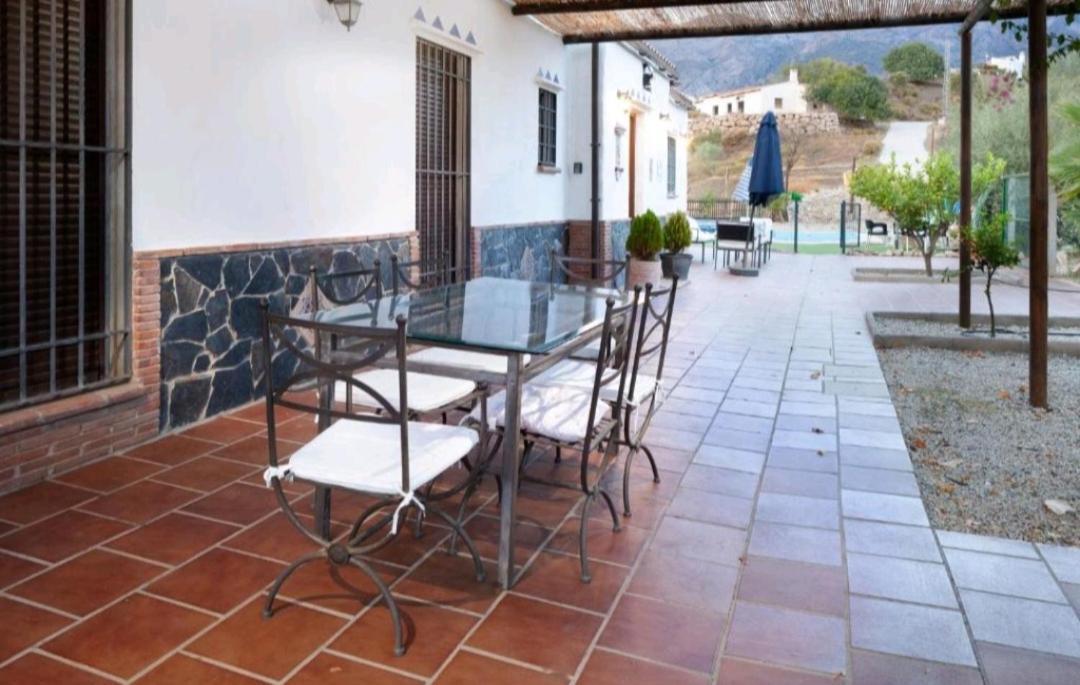Casa La Vina De La Tireta * Málaga