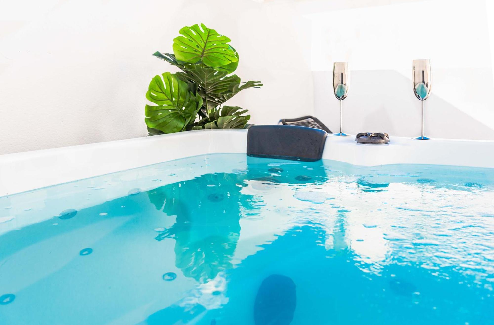 Apartamento Rooftop & Private Jacuzzi In The Center By Rems