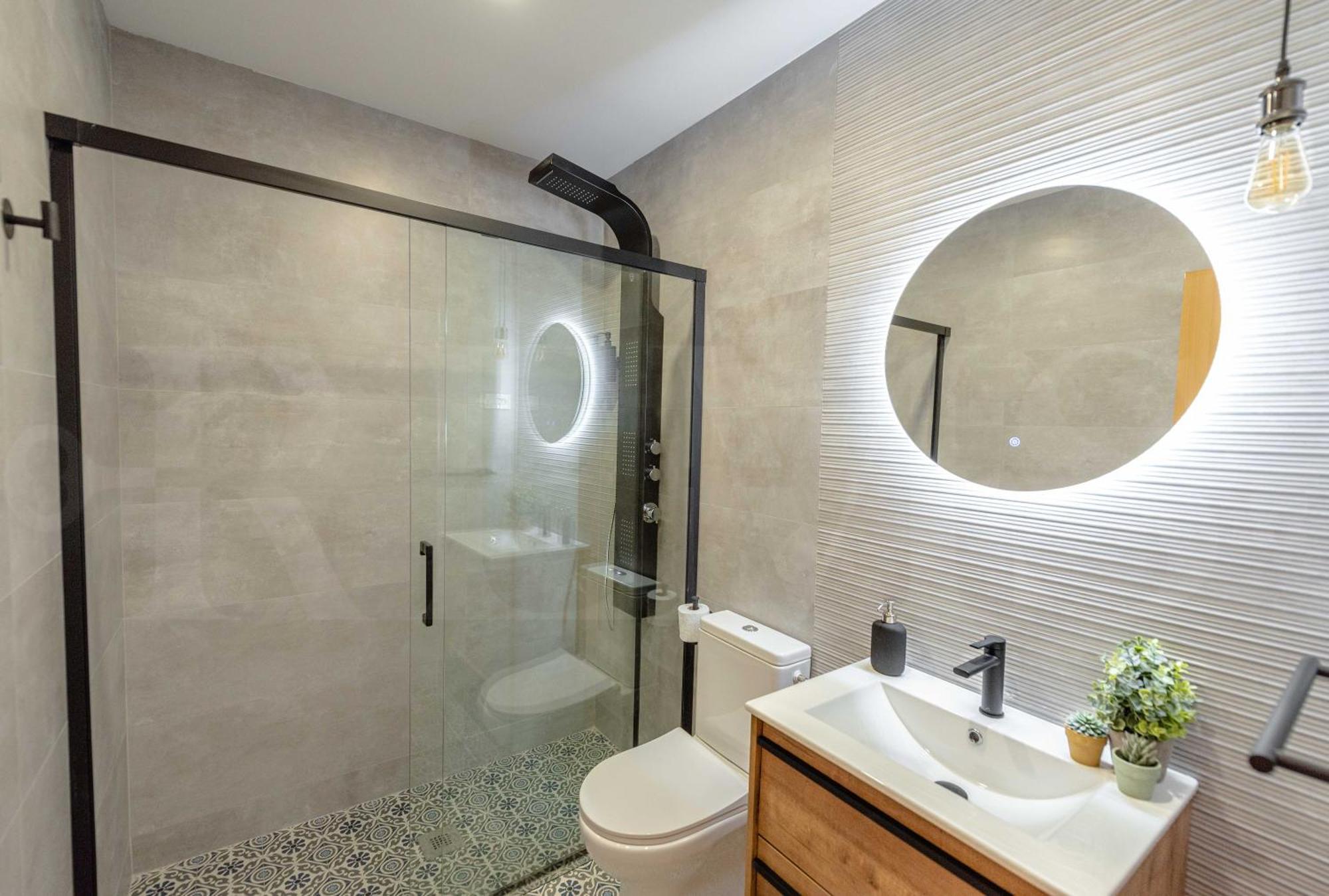 Rooftop & Private Jacuzzi In The Center By Rems Apartamento