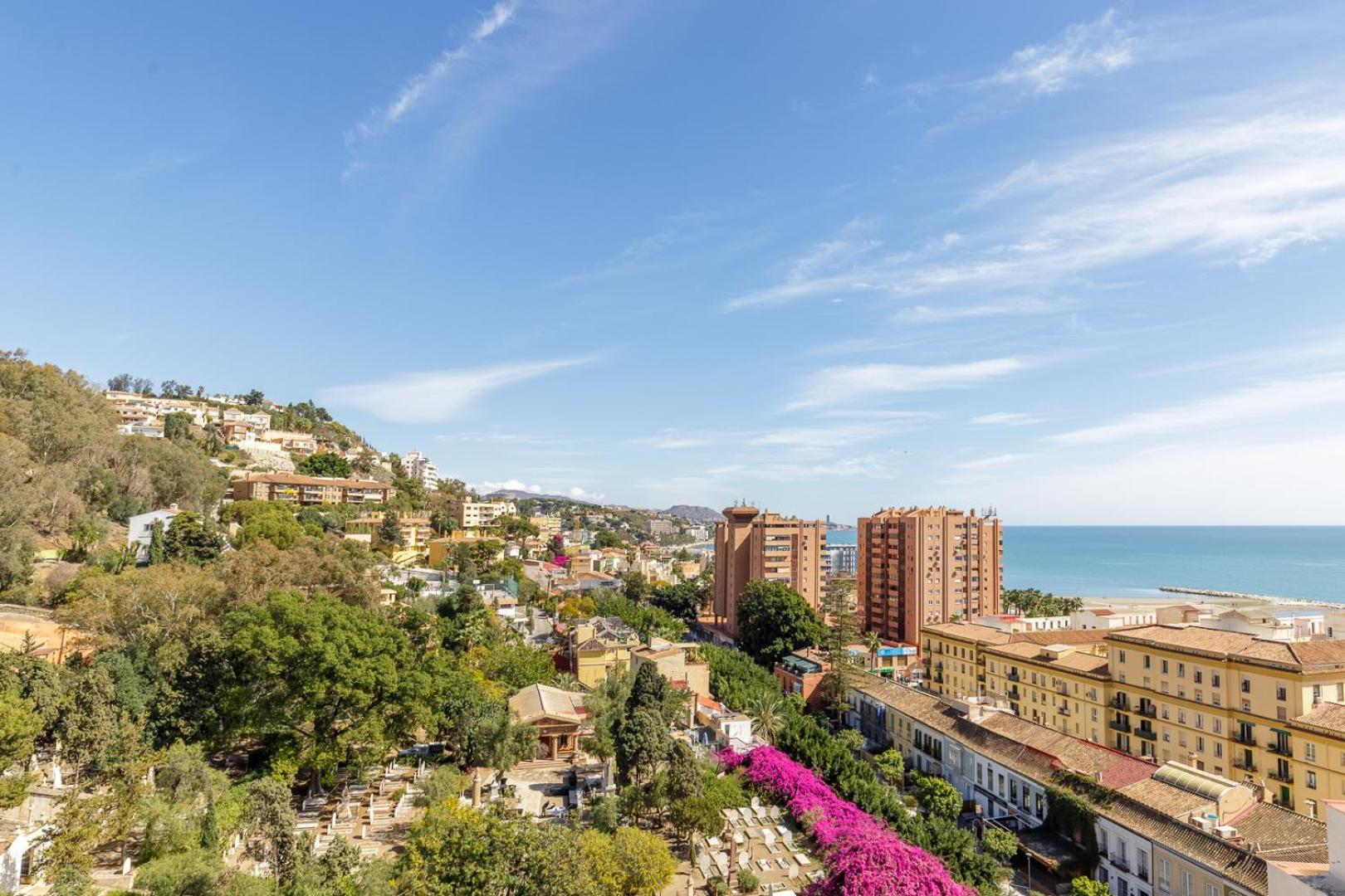 Malagueta Miramar With Shared Pool By Caleta Homes * Málaga