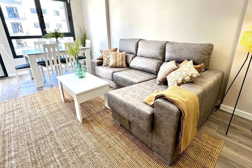 Appartement Teatinos Premium Nuevo Con Piscina