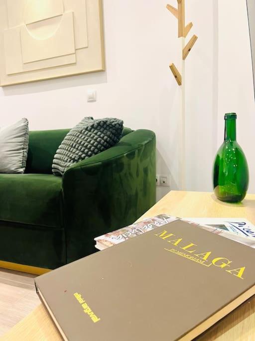 Apartment New Luxurious Studio With Patio/center Malaga