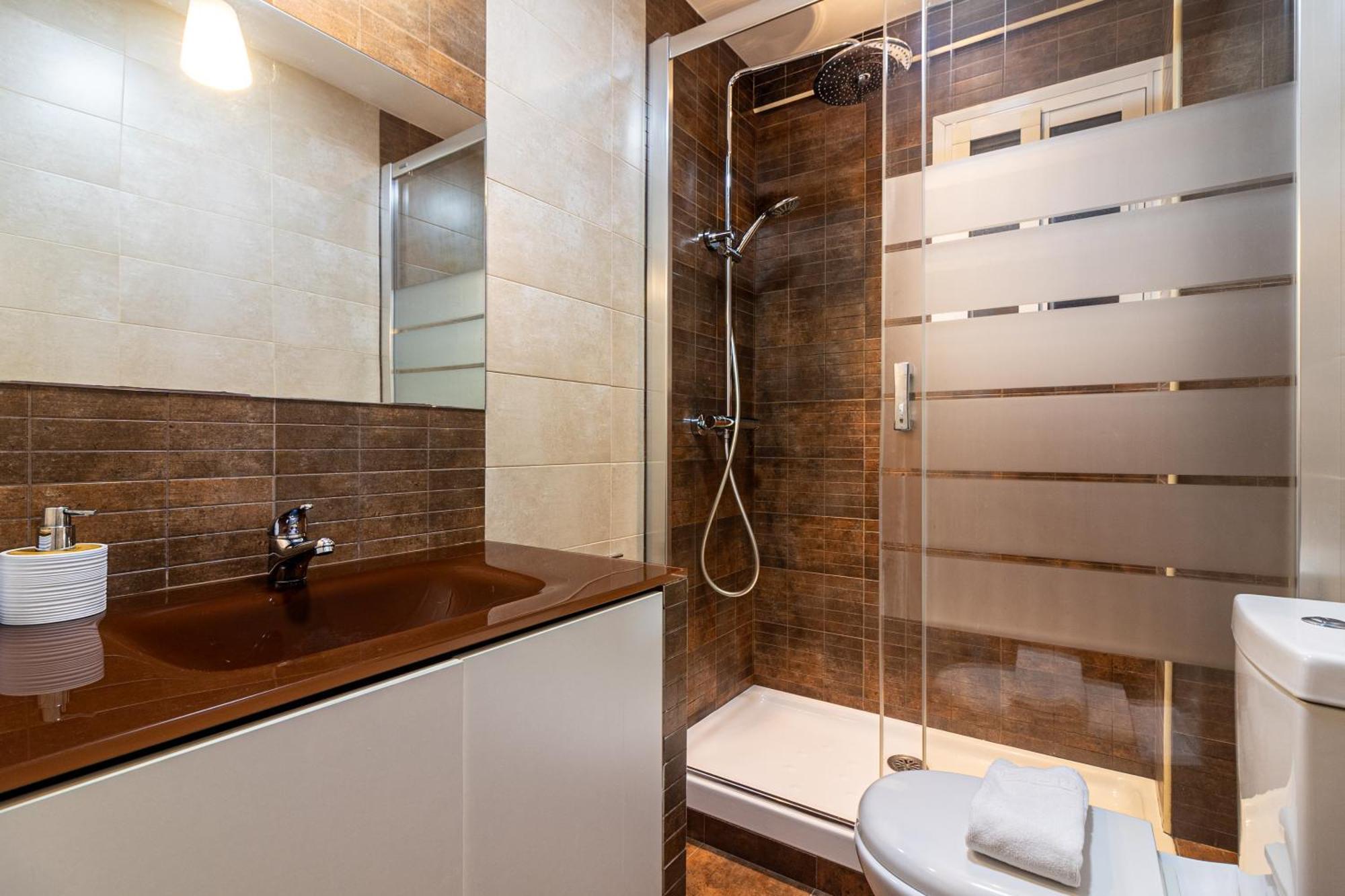Apartment Center Flat Soho Modern 2br