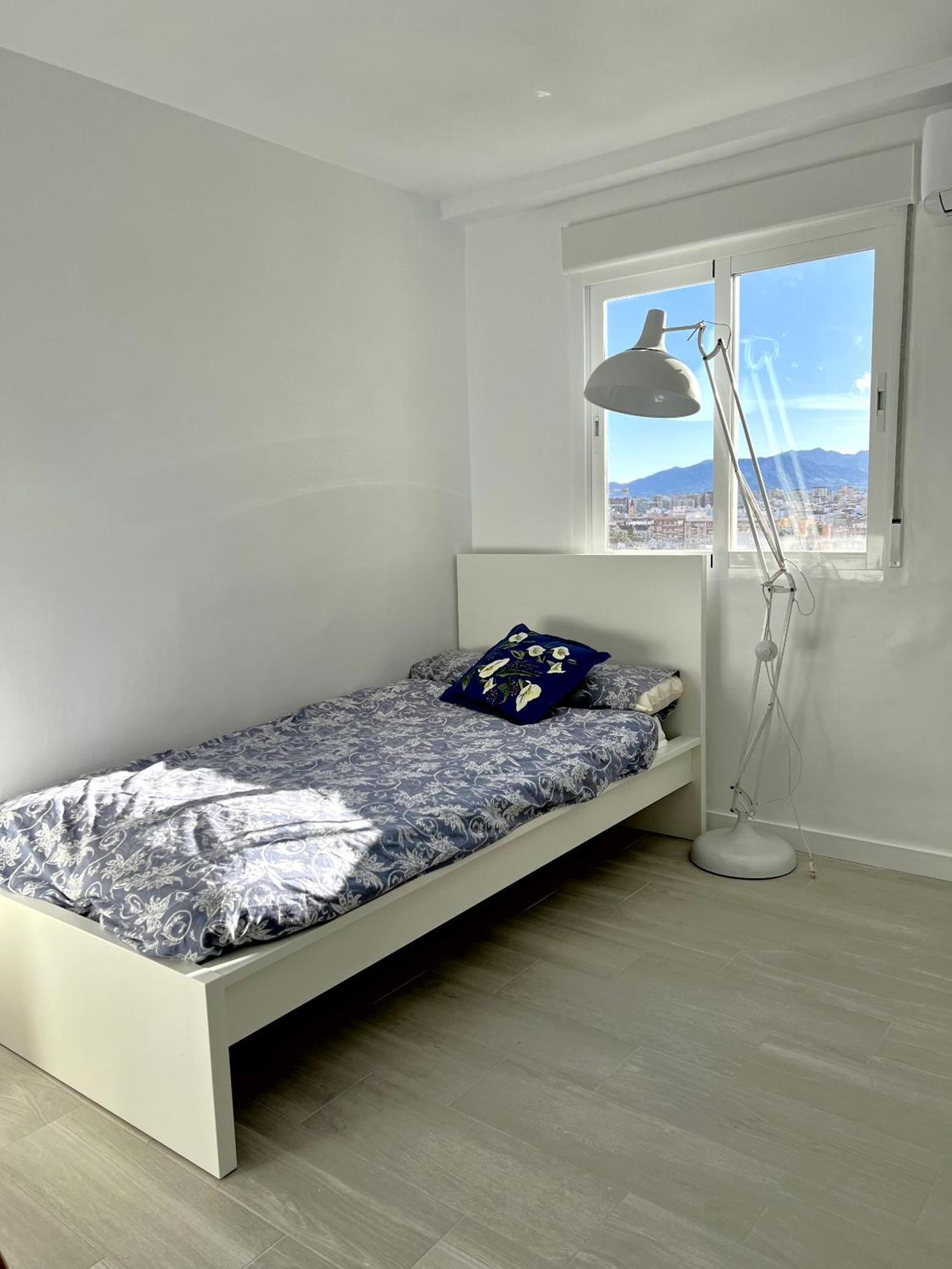 Privat bolig Rare Find! Skyline View-modern 6 Bed 2 Bath Flat In The Heart Of Málaga