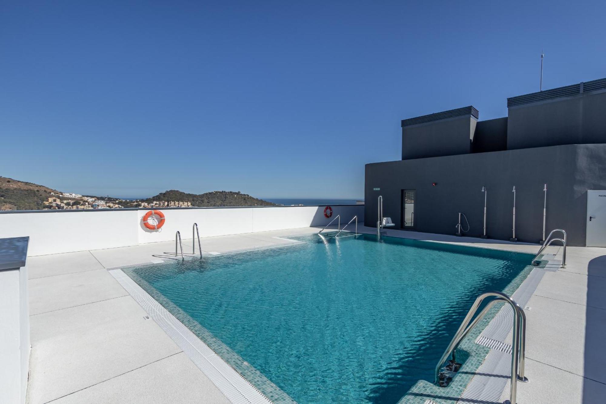 Appartamento Skyline 1 Pool & Parking Free Málaga