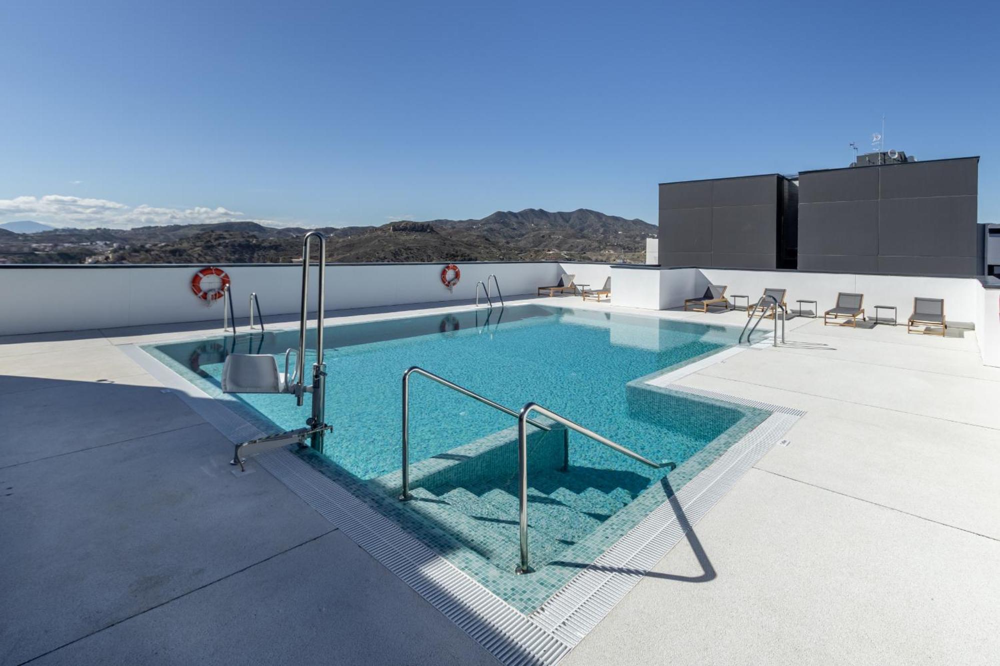 Skyline 1 Pool & Parking Free Appartamento *
