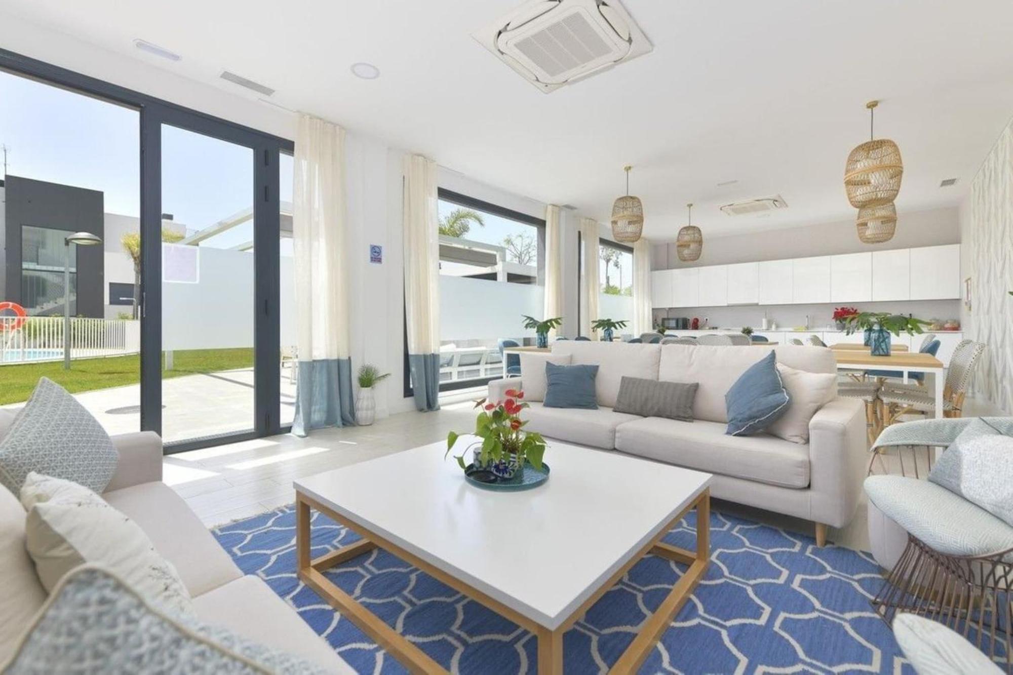 Apartamento Magnificent 4 Bedroom In Cala Serena La Cala De Mijas *