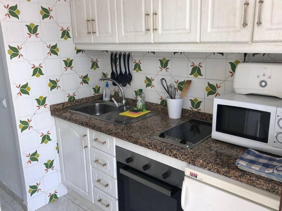 Apartment Beautiful On The Torrox-costa Boulevard! Málaga