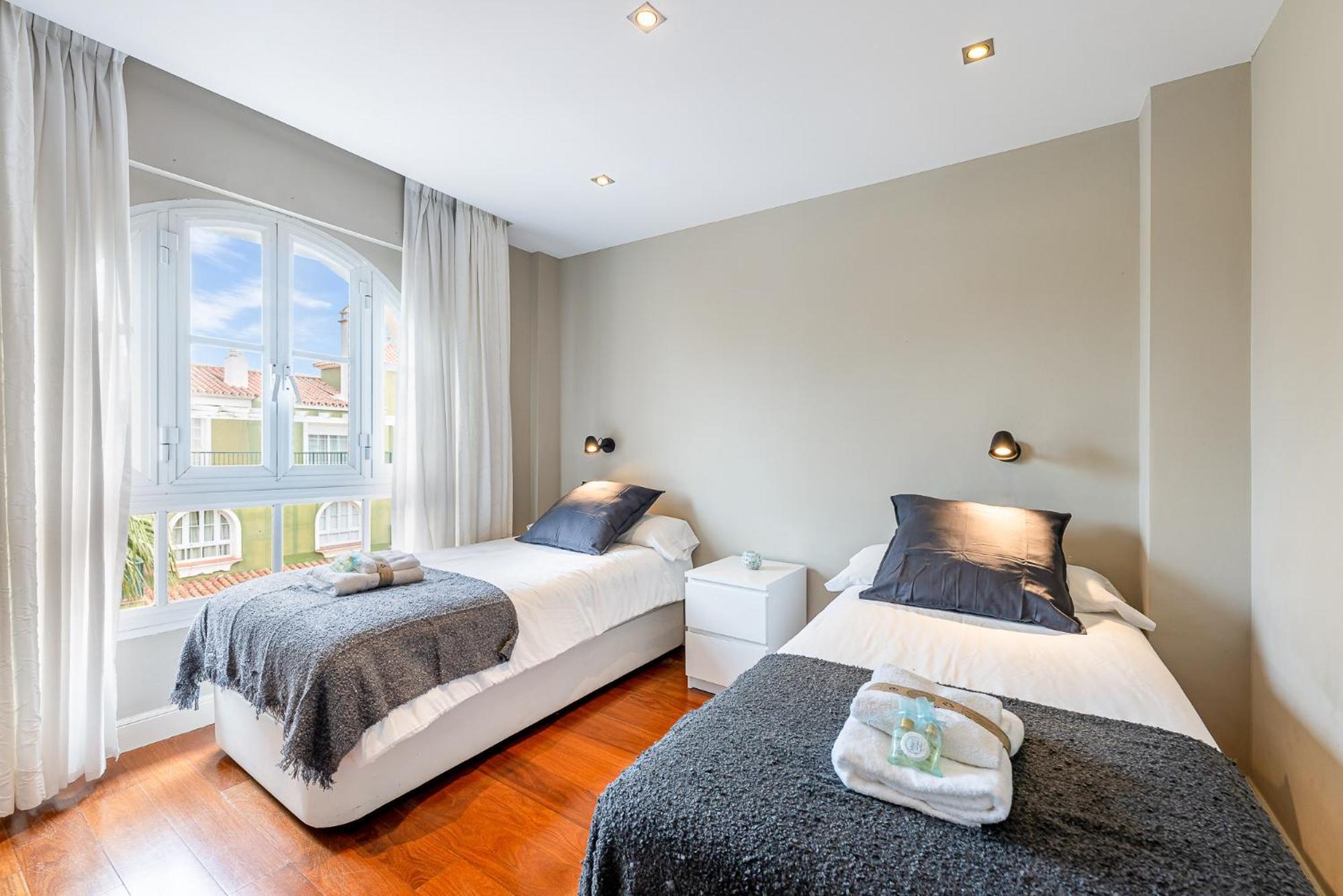 797 - Amplio Atico Duplex En Guadalmar Frente Al Mar Apartamento Málaga