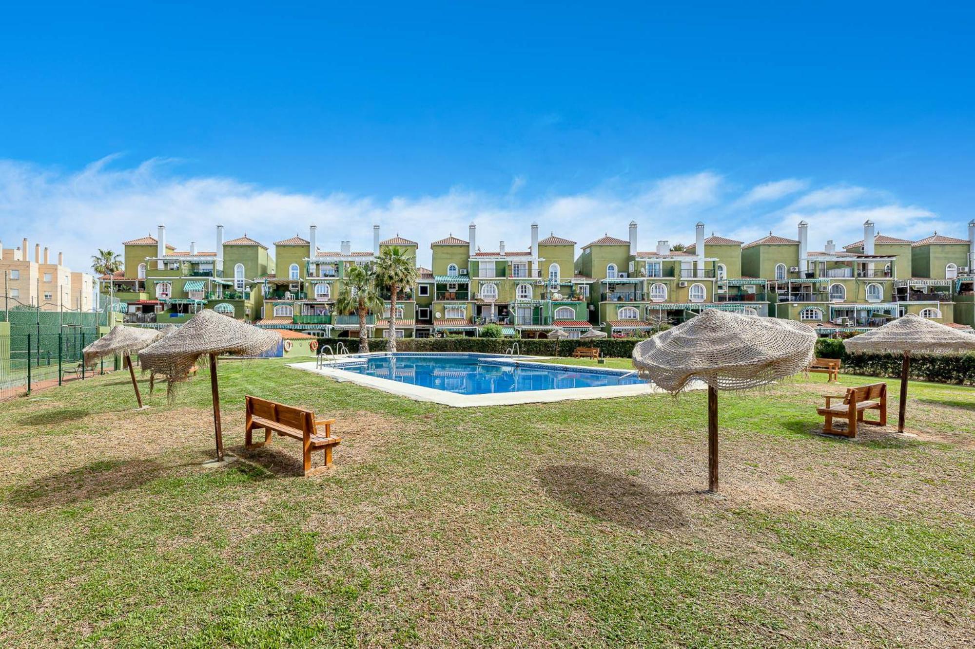 797 - Amplio Atico Duplex En Guadalmar Frente Al Mar