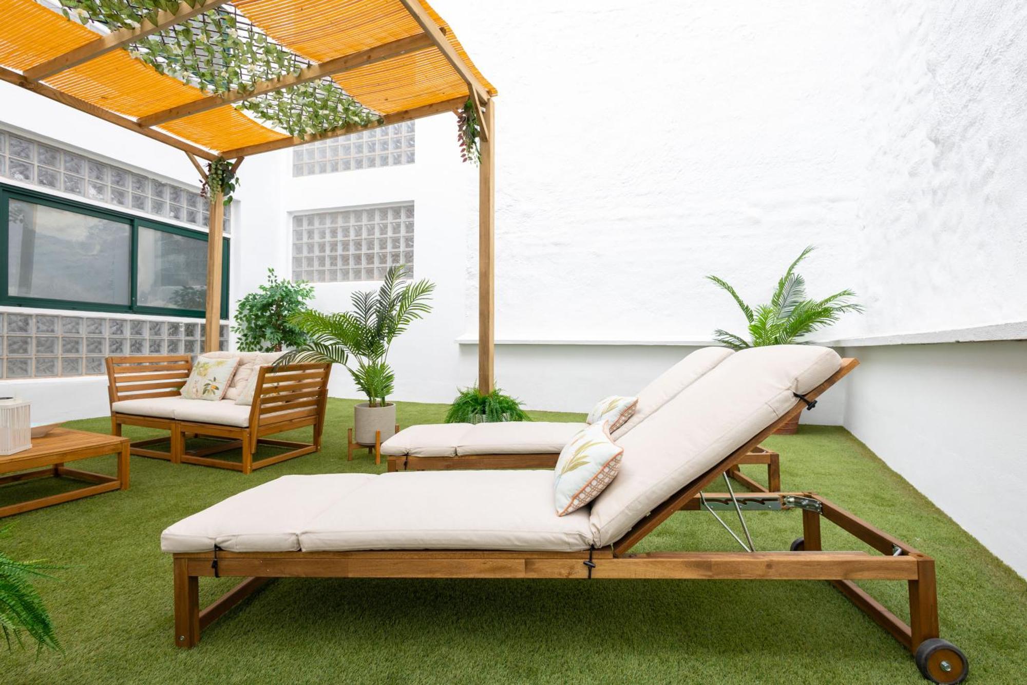 Apartment C30 Deluxe Studio With Terrace Into Cathedral Square Malaga