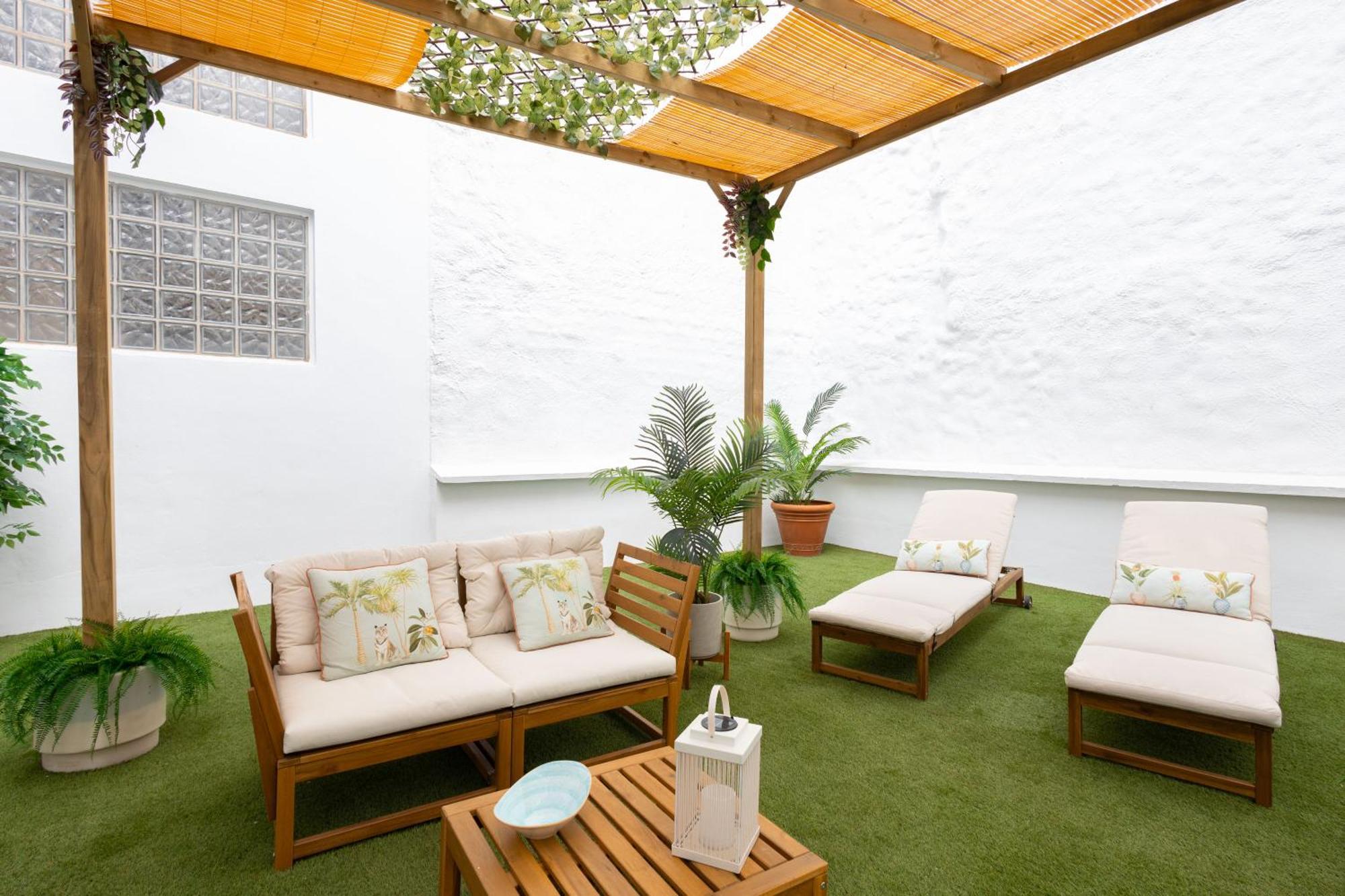 C30 Deluxe Studio With Terrace Into Cathedral Square * Malaga