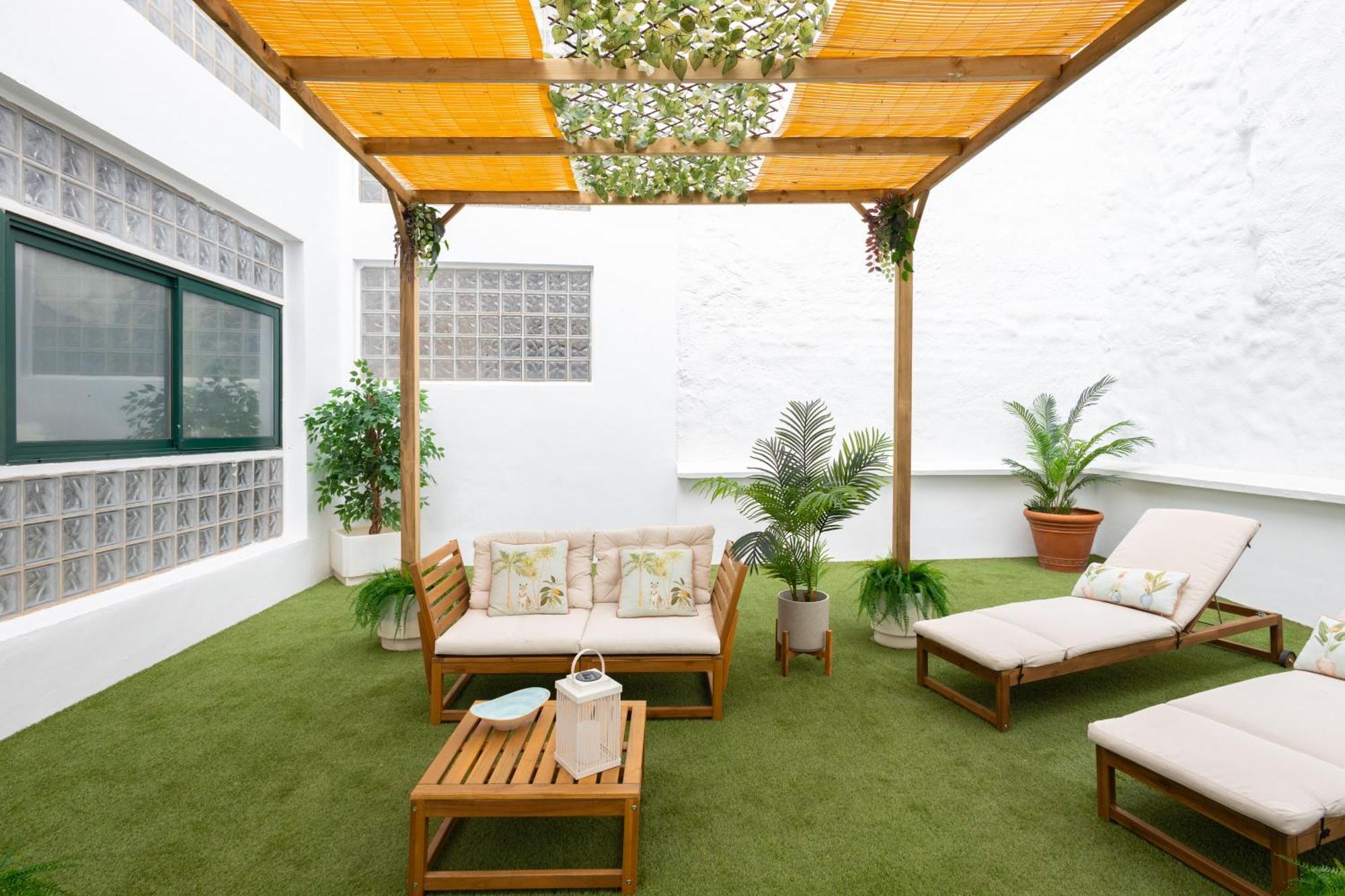 C30 Deluxe Studio With Terrace Into Cathedral Square Apartment Malaga