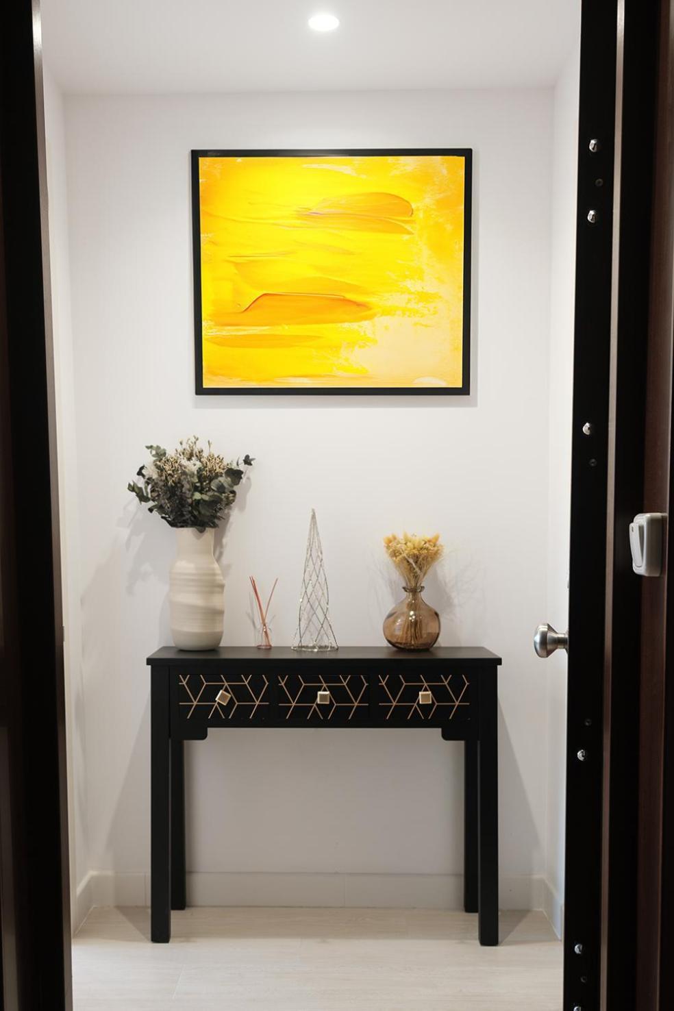 Apartment - Steps From The & Historic Center
