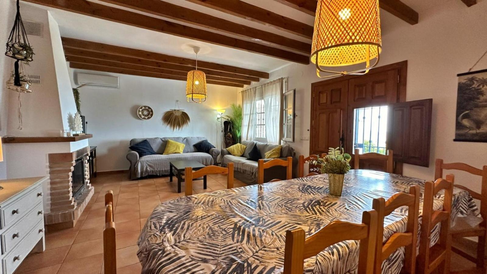 Villa Con Piscina Vallada, Barbacoa Y Hermosas Vistas By Andaraholidays
