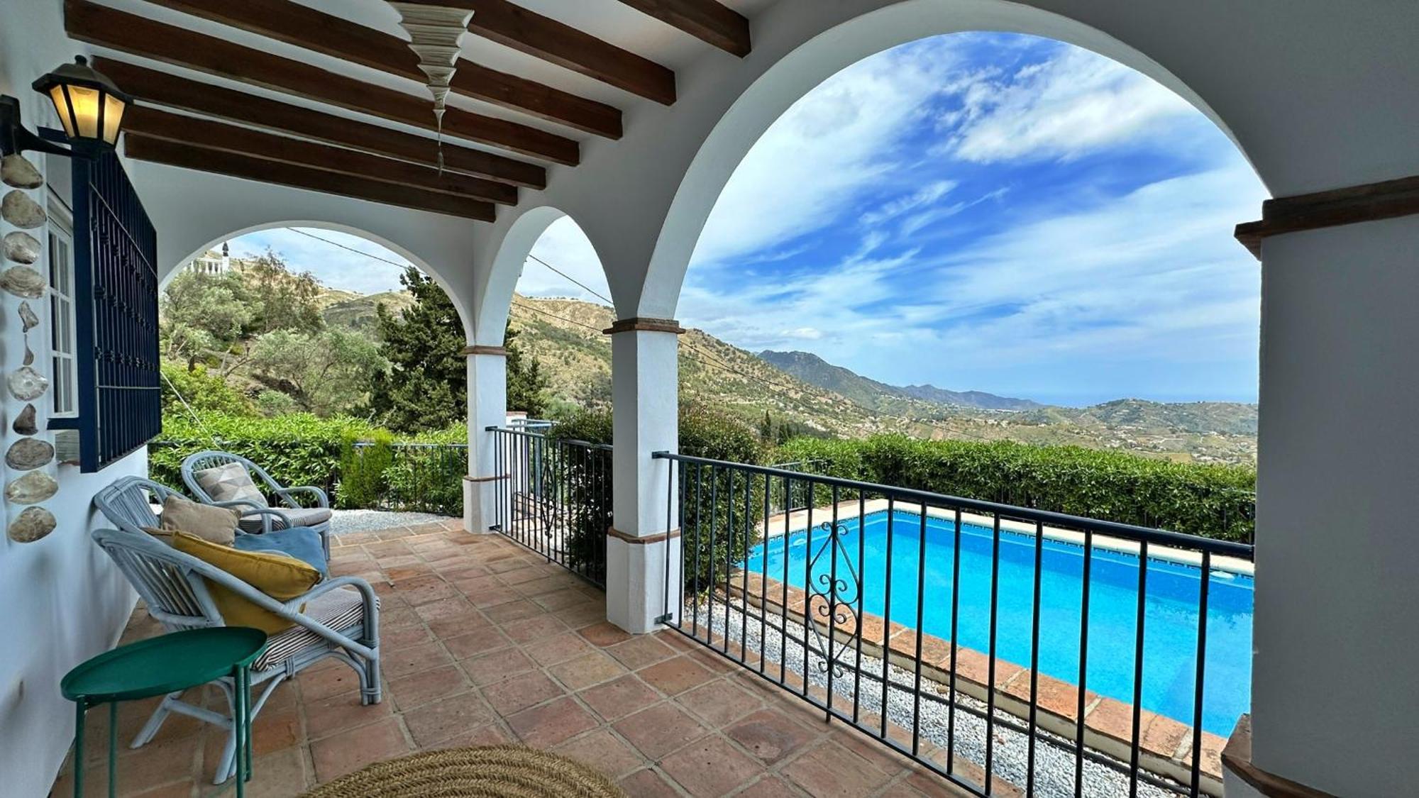 Villa Hugo Cómpeta By Bossh Málaga