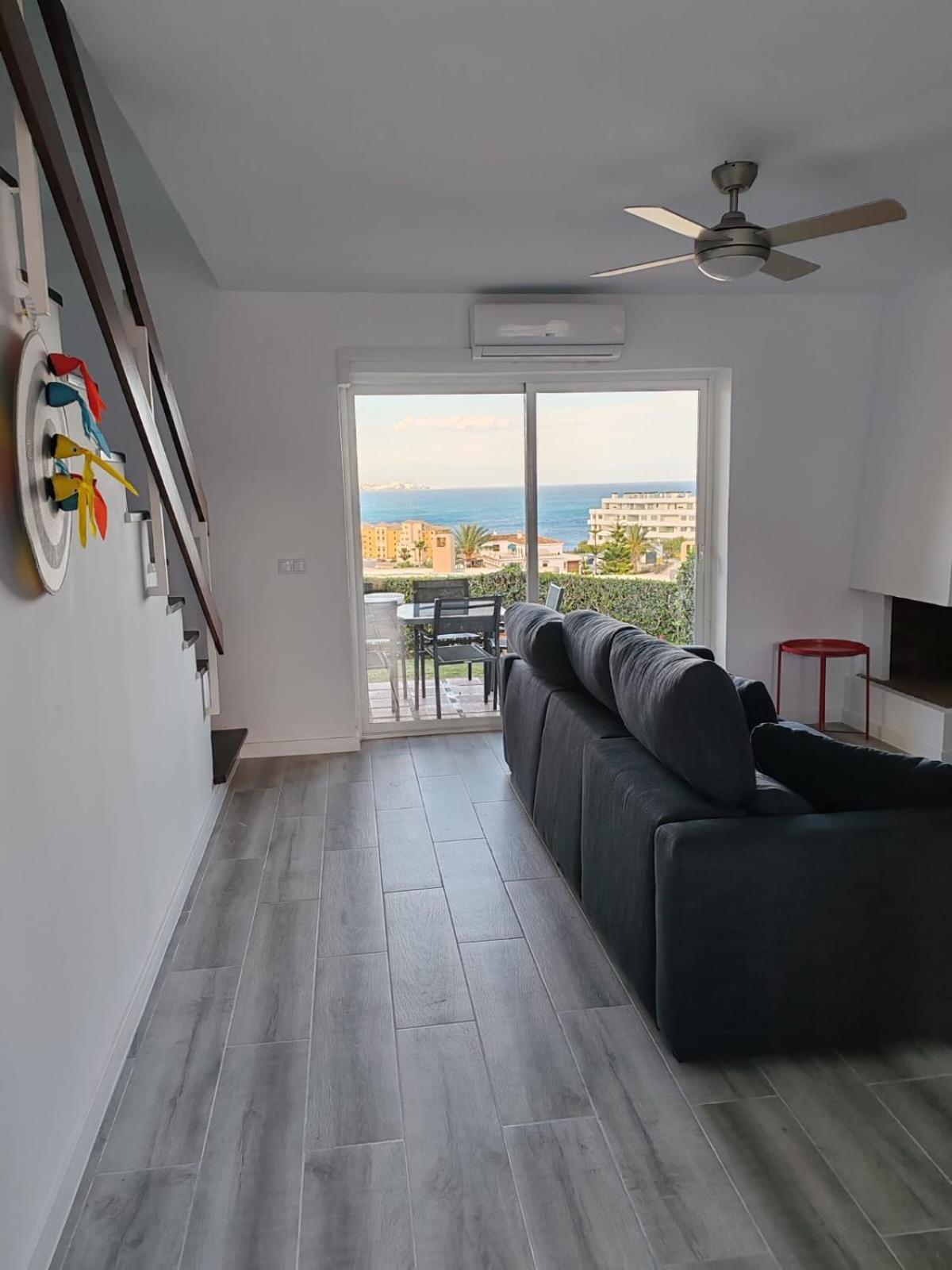 Сasa de vacaciones Spectacular Seaview House In Wyndham Costa Del Sol