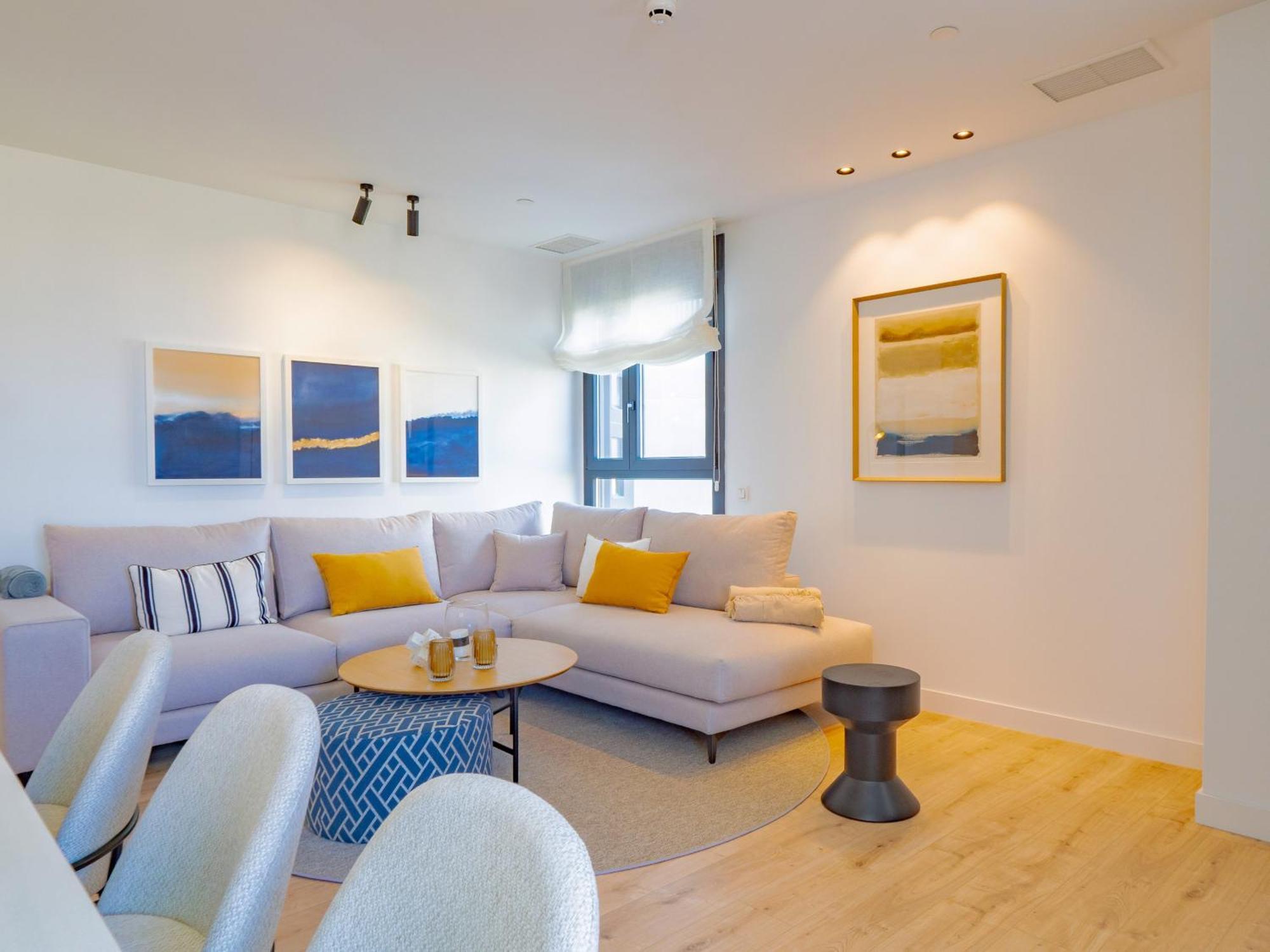 Cubo's Luxury Urban Sky 12