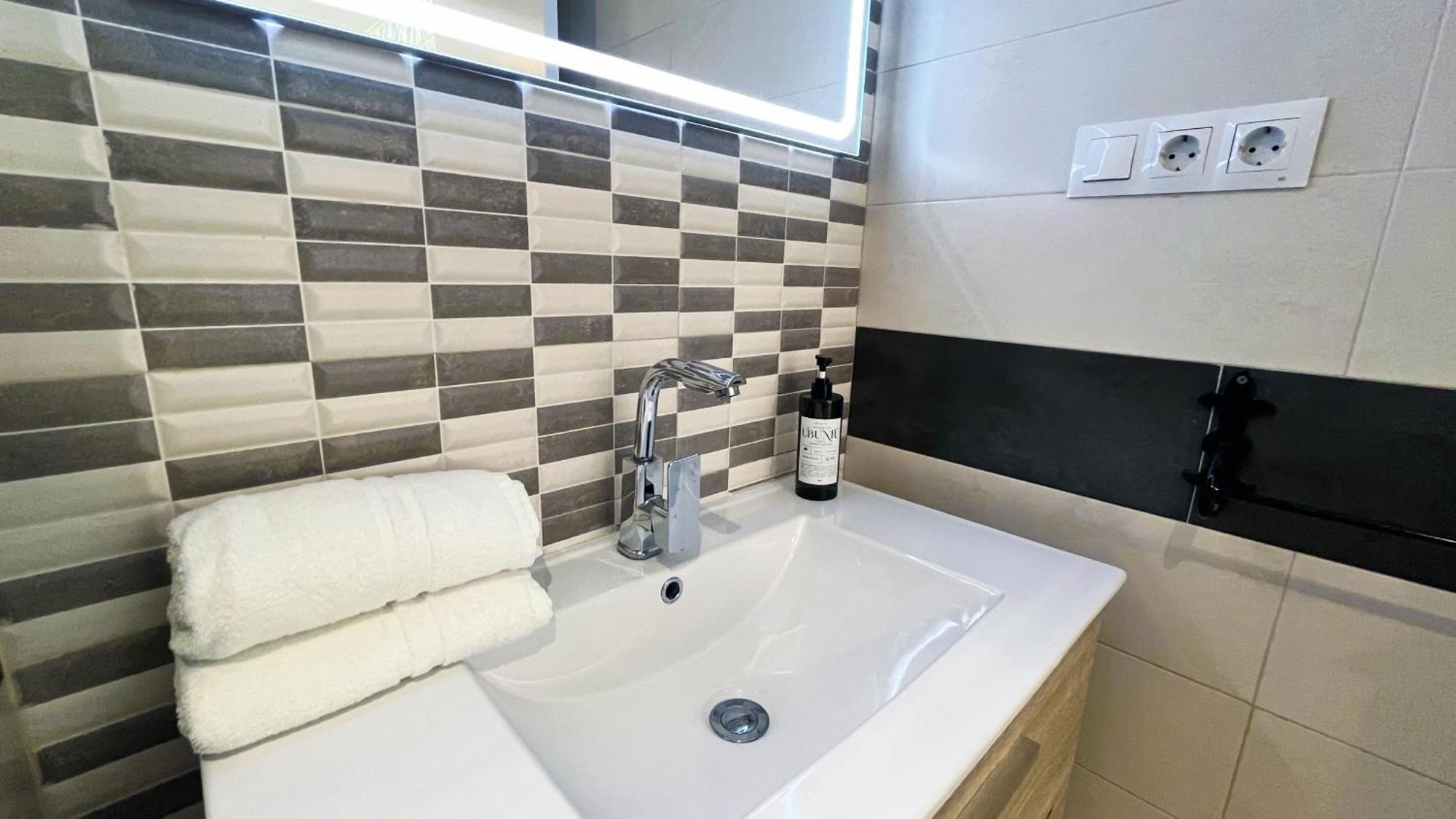 Apartment A 5 Minutos De La Playa Con Terraza En Málaga