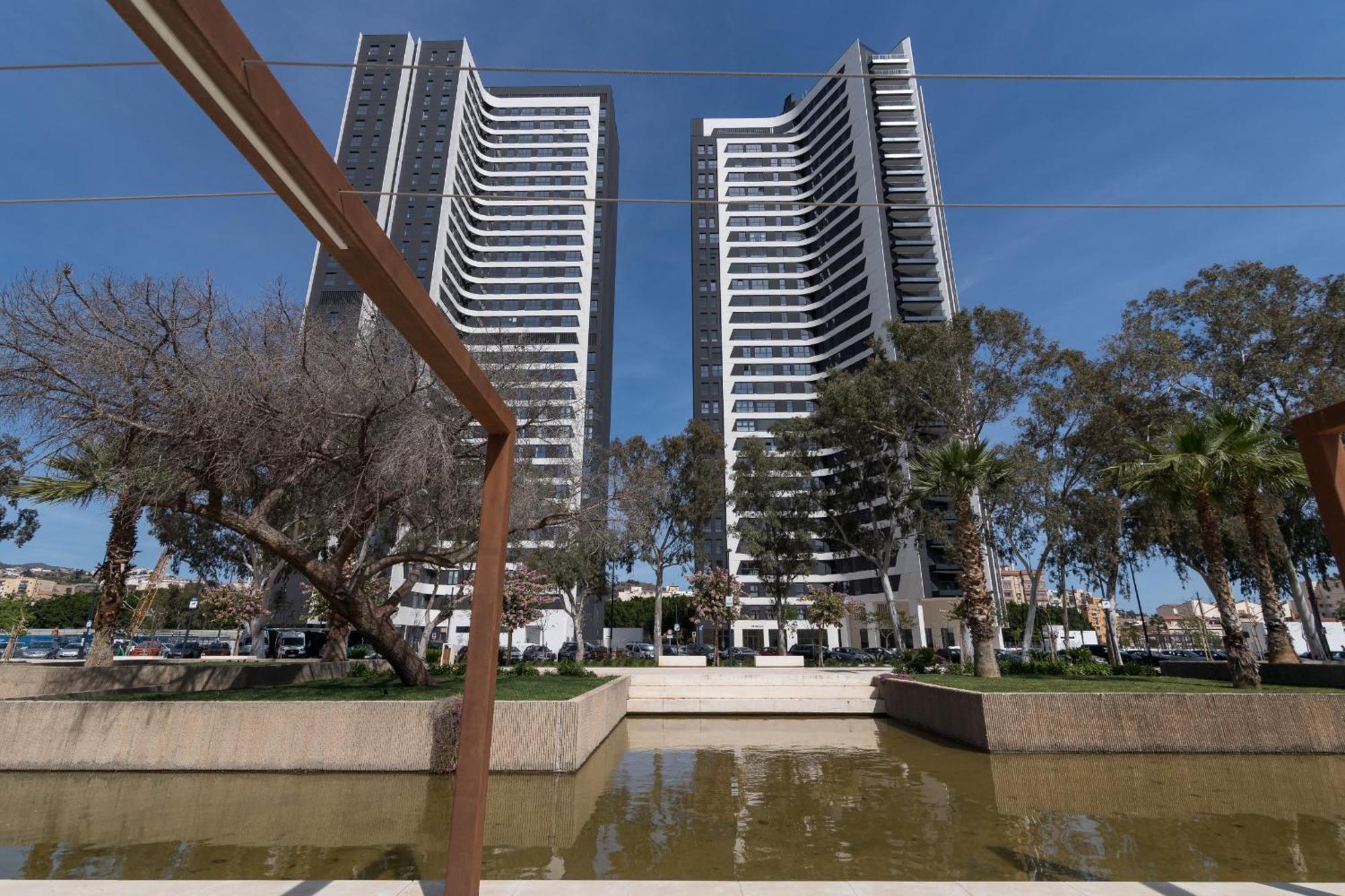 Homes Urban Sky Tower 4 G Apartamento