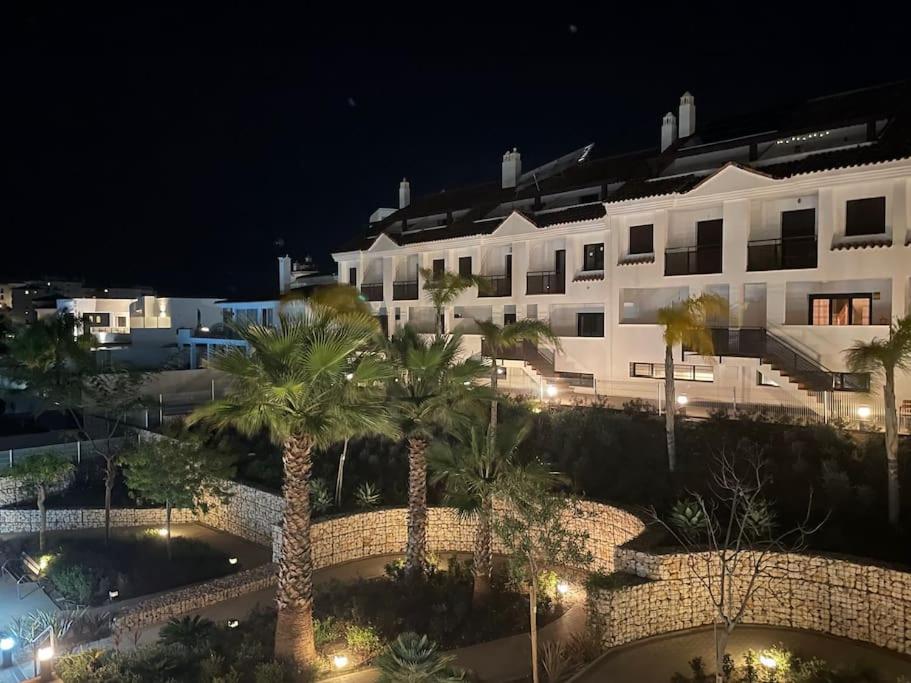Spacious And Modern House In Riviera, Mijas, Costa Del Sol, 15min From Marbella *