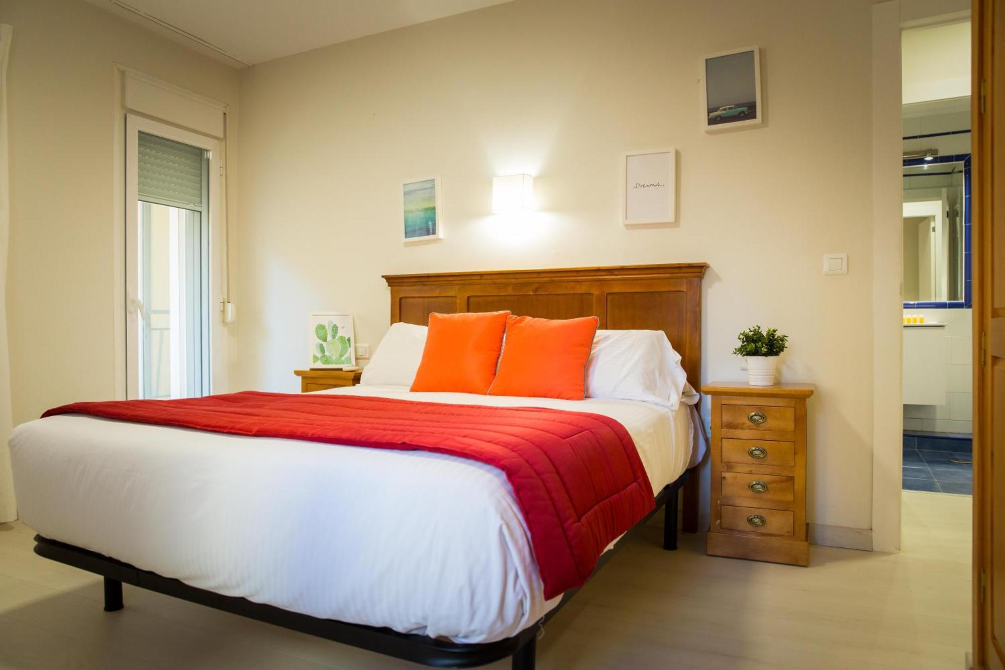 Apartments Holidays2Malaga City Center