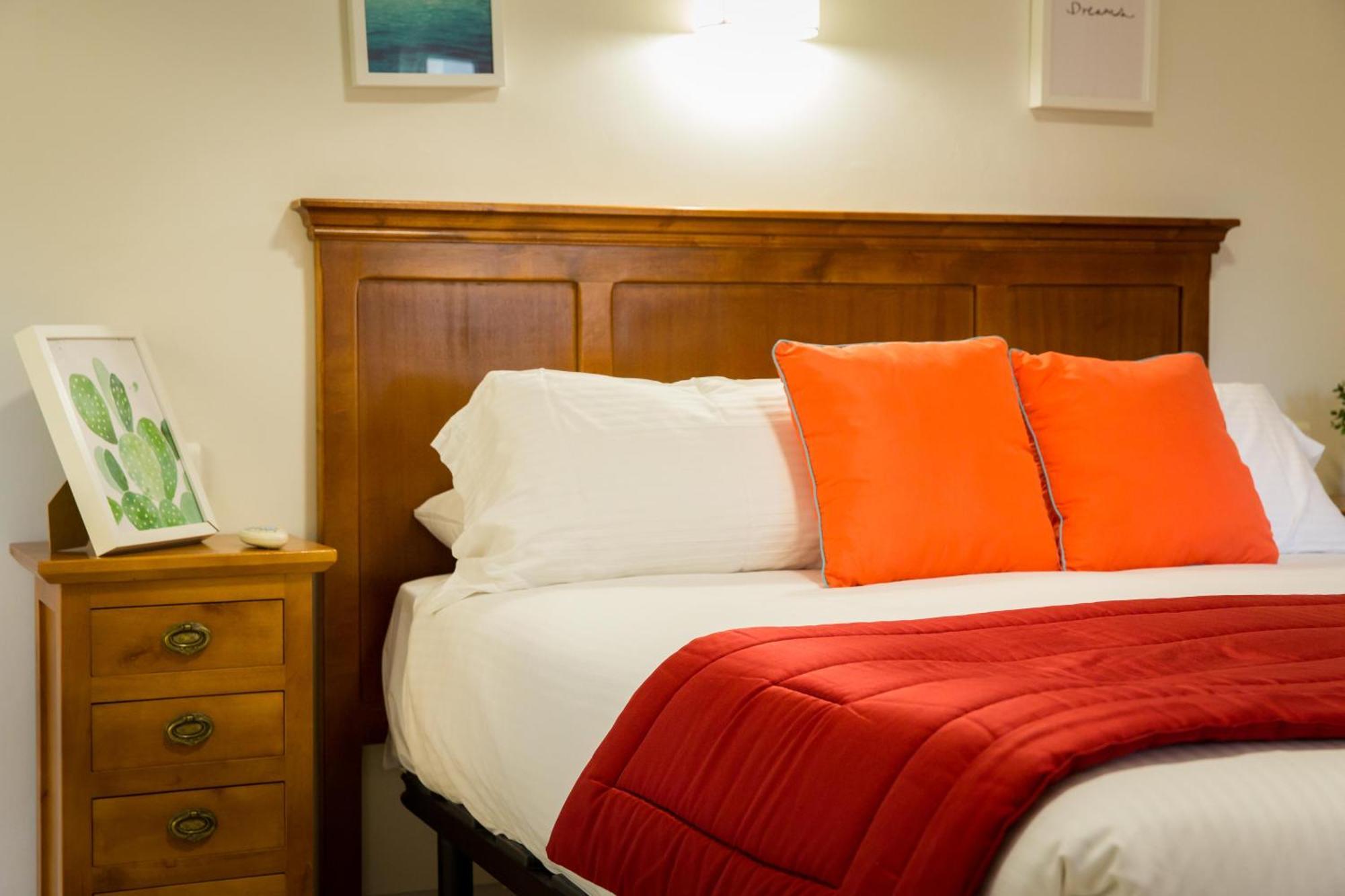Apartments Holidays2Malaga City Center *