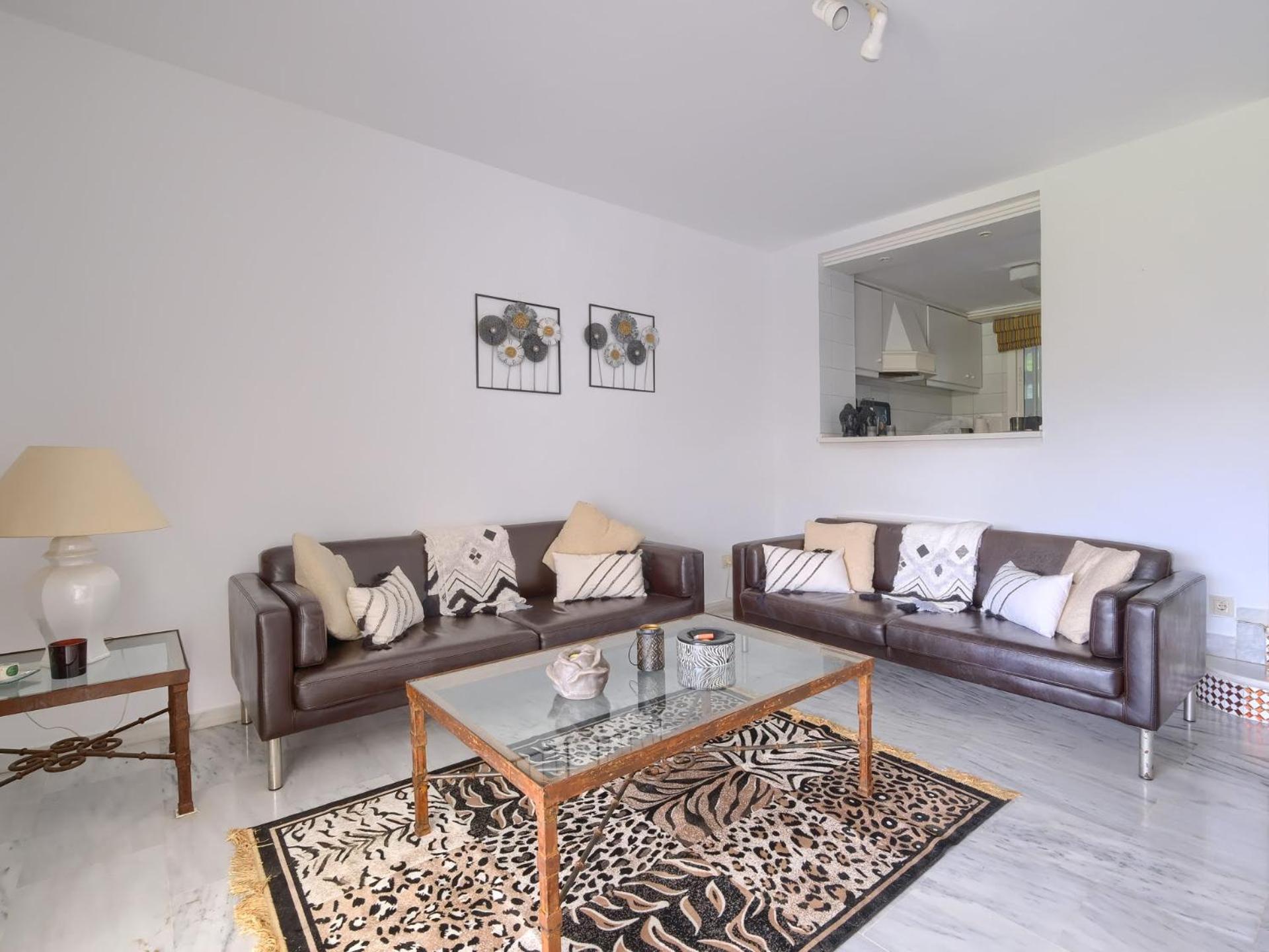 Spanish Charm House On The Miraflores Golf Course *