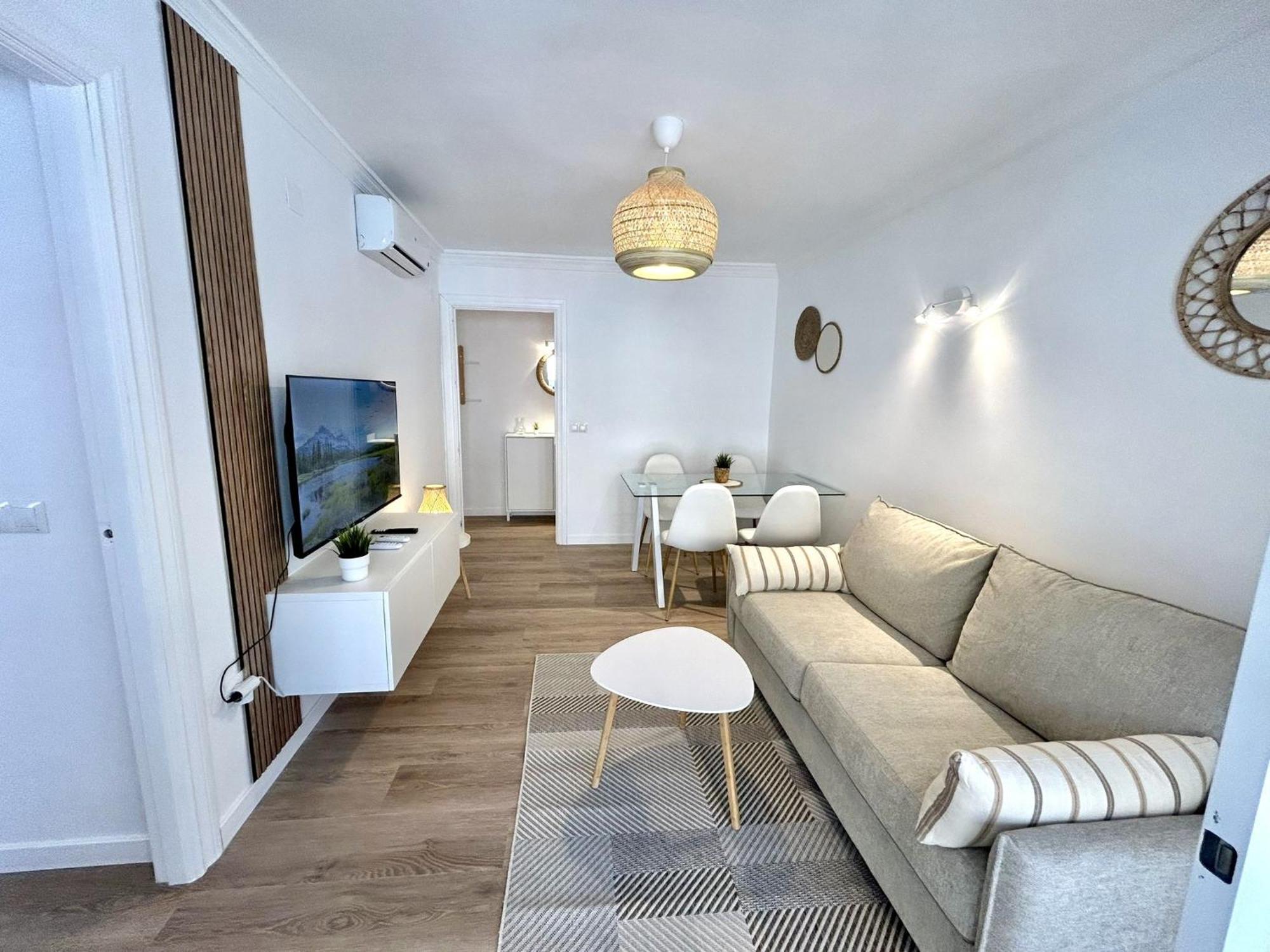 Calu Homes A 10 Minutos De Estacion De Tren Appartement Málaga