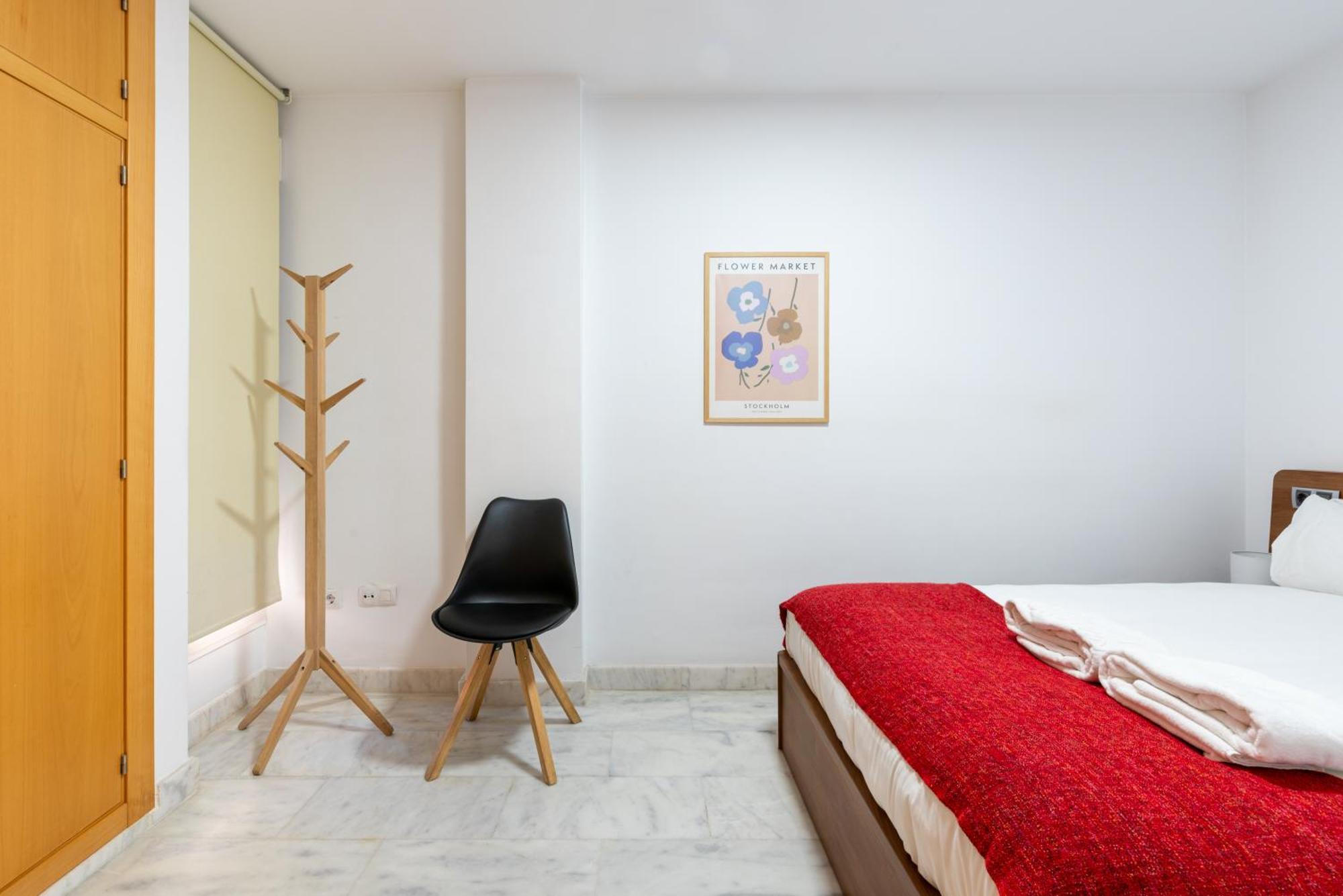 Wintowinrentals Quiet Apartment, Good Location, Free Parking * Málaga
