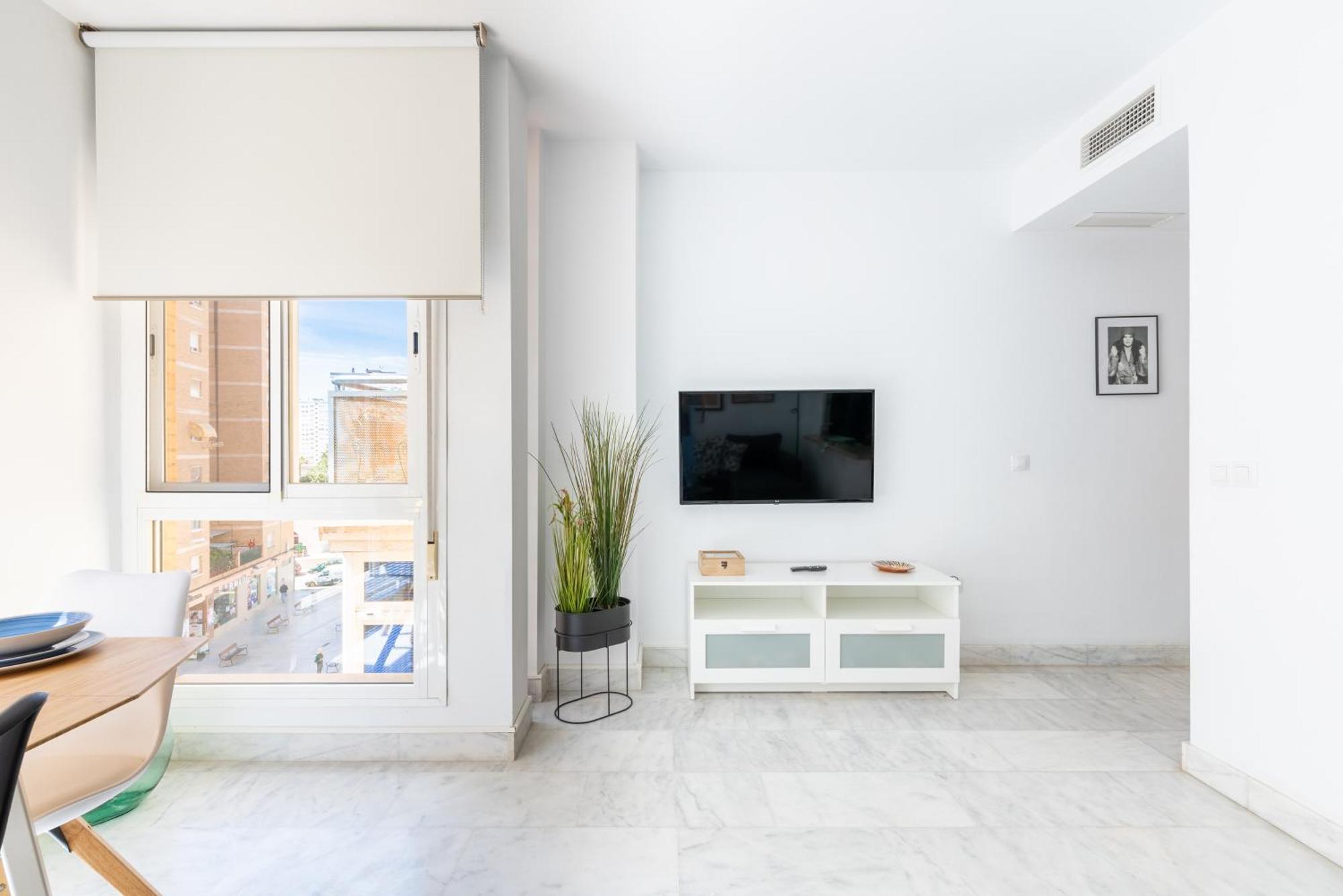Wintowinrentals Quiet Apartment, Good Location, Free Parking Apartamento *
