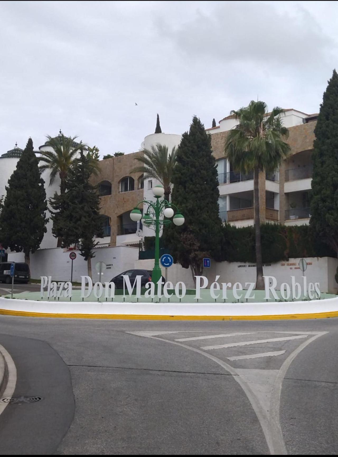 Modern On Golf - Andalucia Appartement
