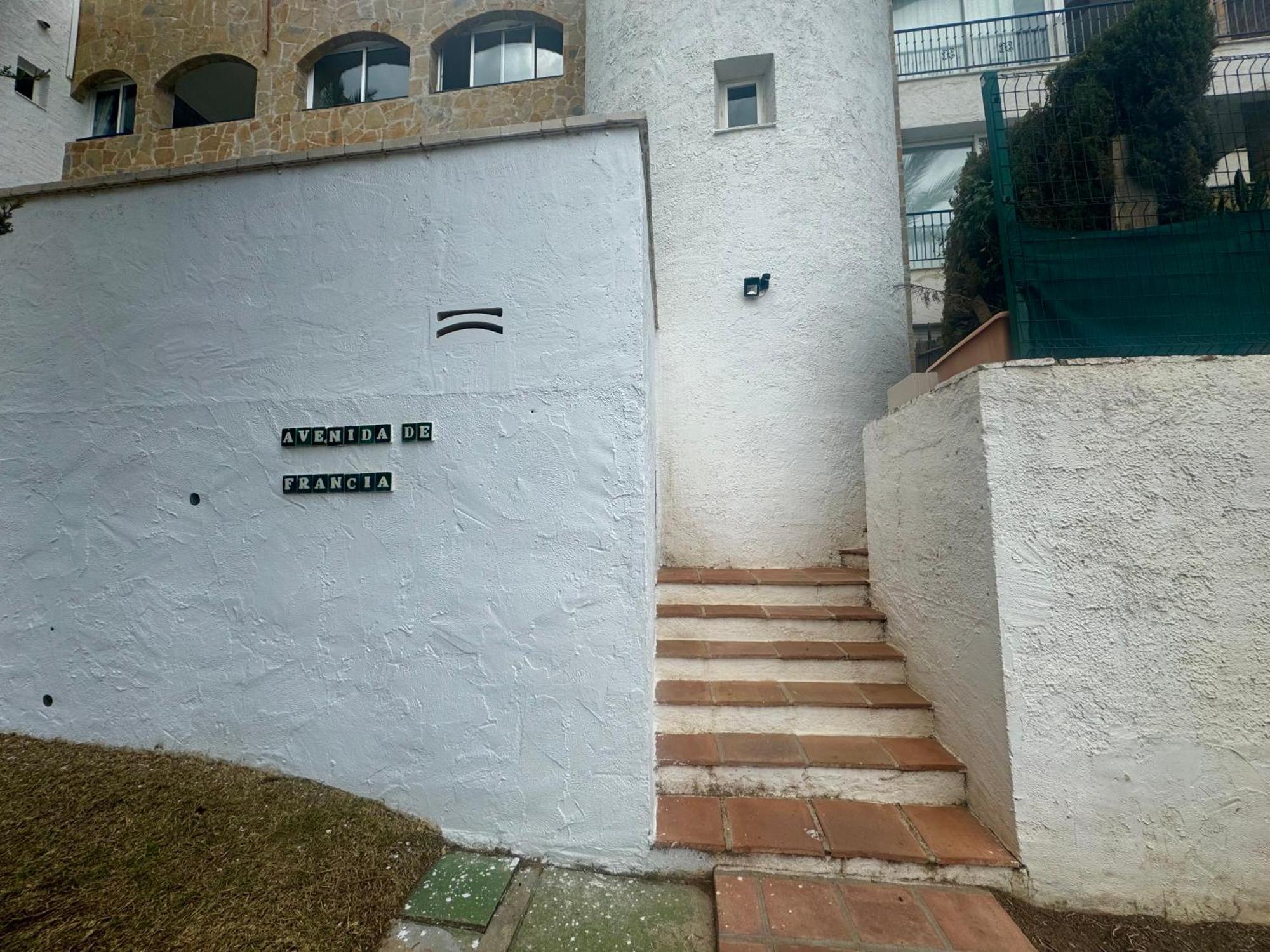 Modern On Golf - Andalucia Appartement
