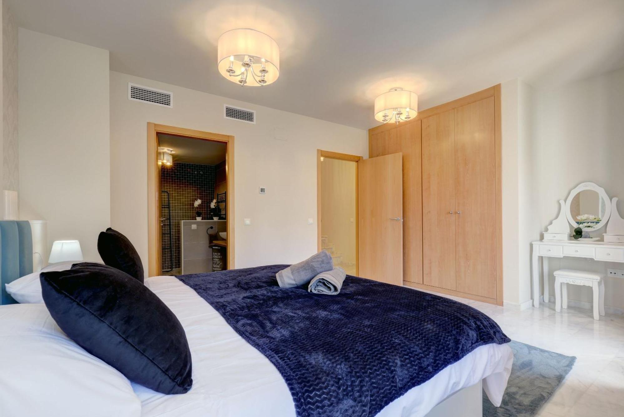 Spacious And Modern House In Riviera, Mijas, Costa Del Sol, 15min From Marbella Vakantiehuis