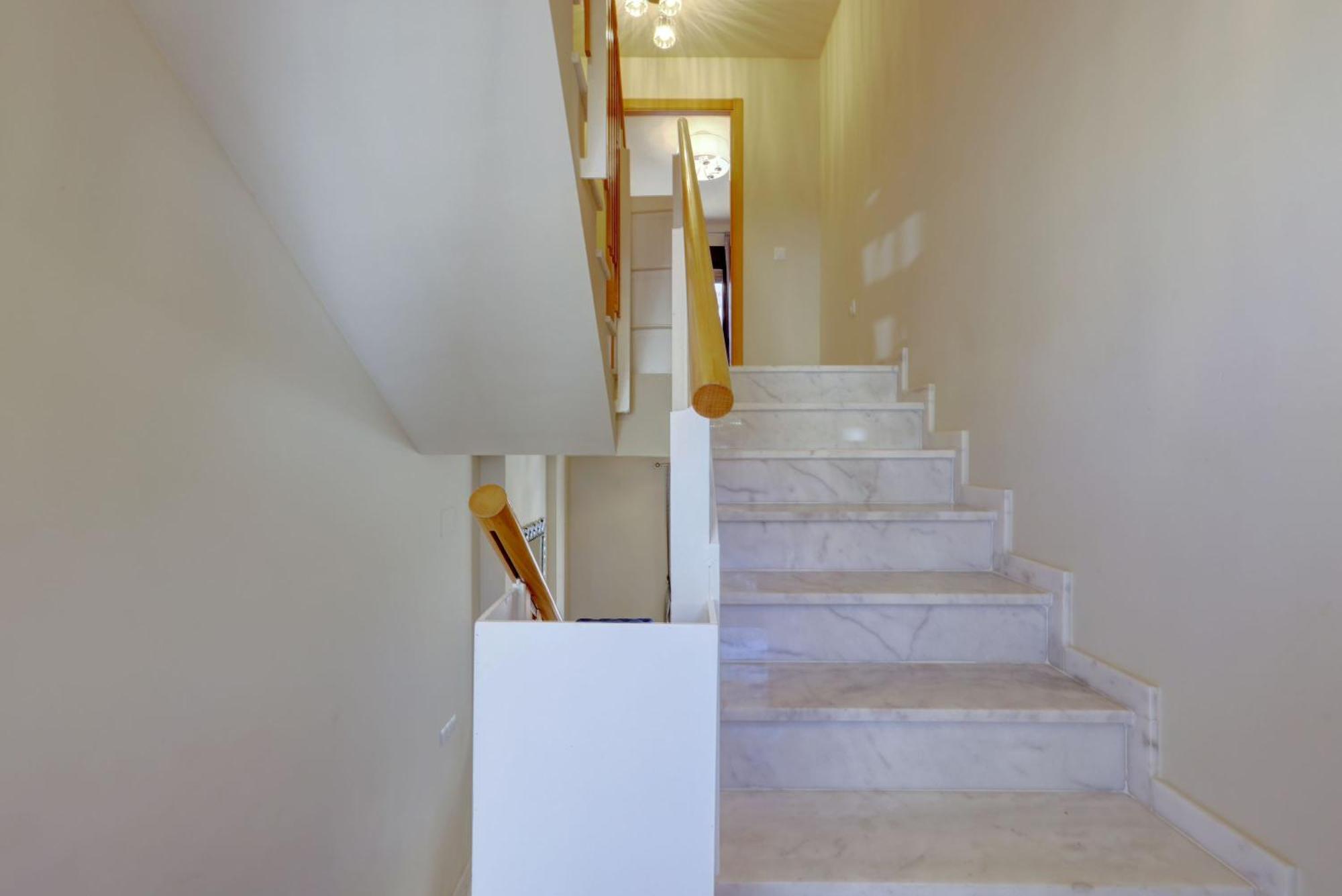 Vakantiehuis Spacious And Modern House In Riviera, Mijas, Costa Del Sol, 15min From Marbella *