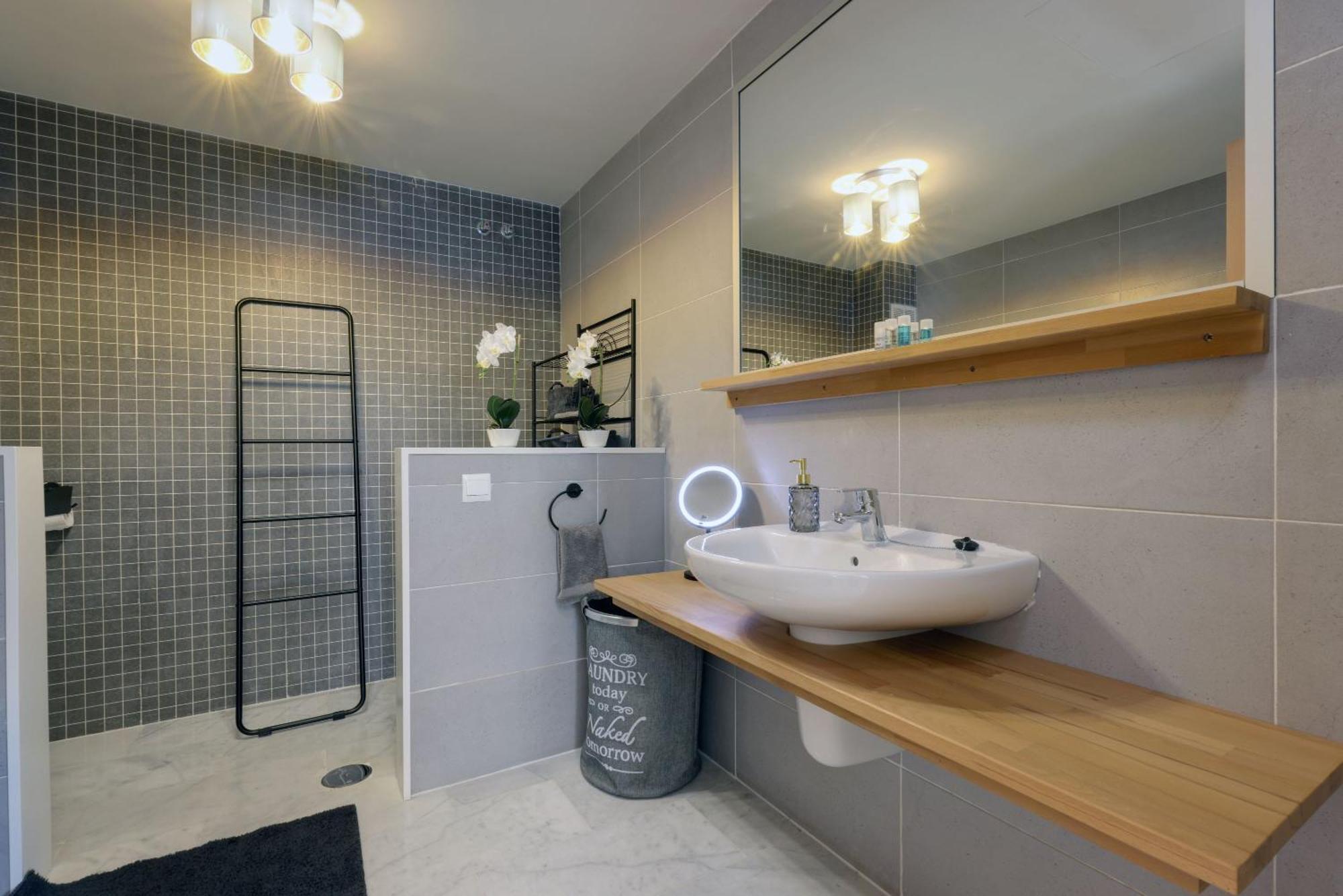 Spacious And Modern House In Riviera, Mijas, Costa Del Sol, 15min From Marbella Vakantiehuis *
