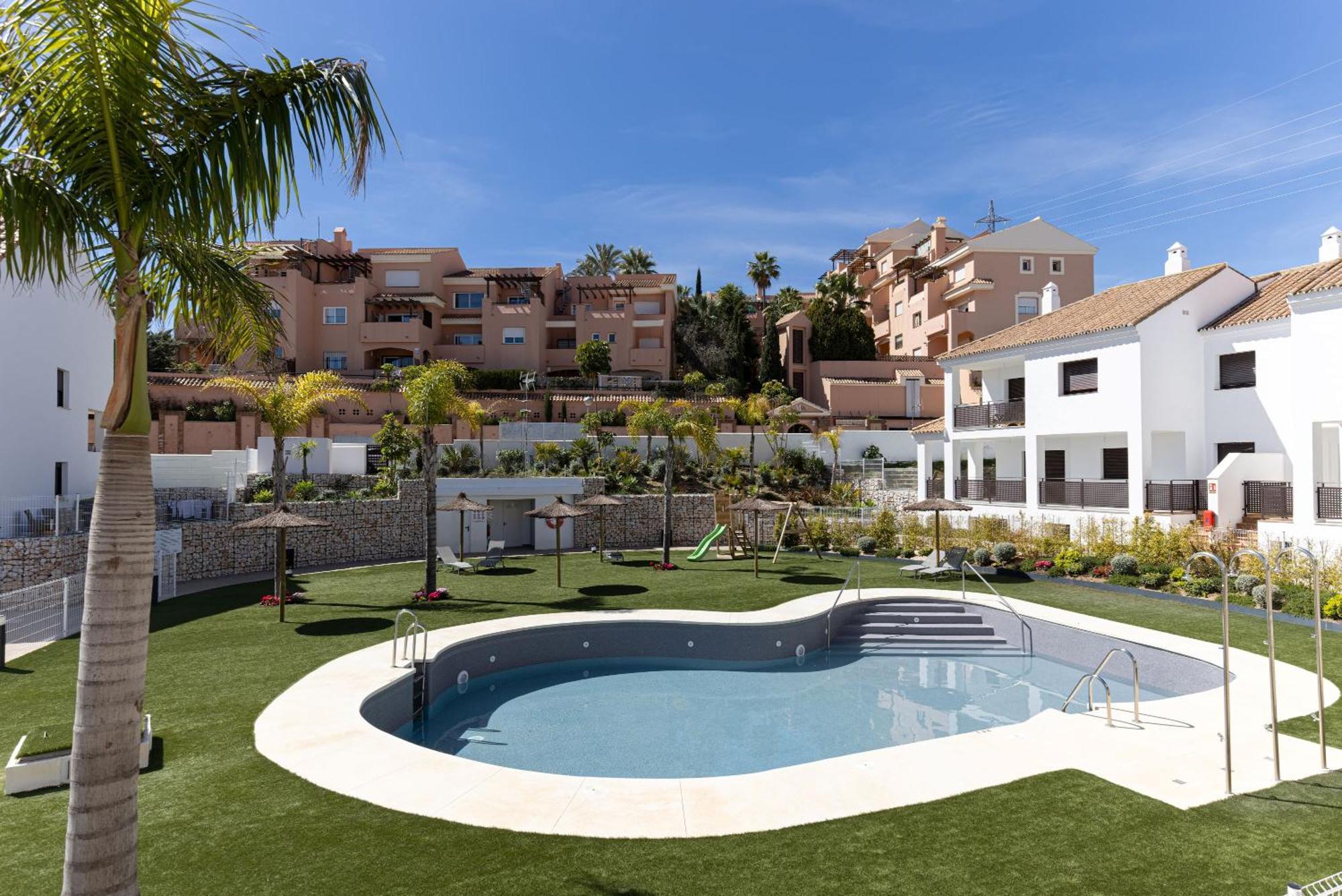 Spacious And Modern House In Riviera, Mijas, Costa Del Sol, 15min From Marbella *