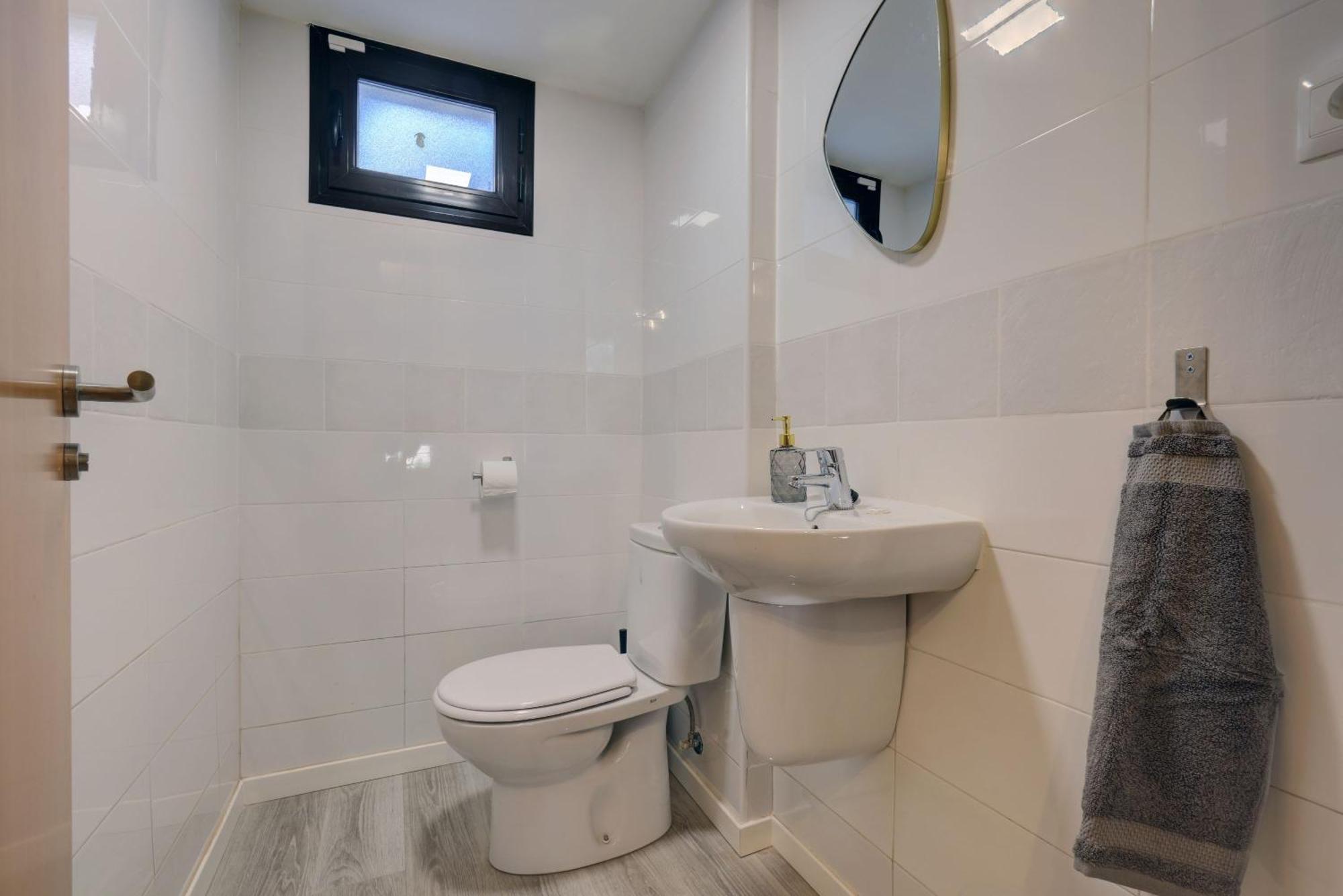 Vakantiehuis Spacious And Modern House In Riviera, Mijas, Costa Del Sol, 15min From Marbella