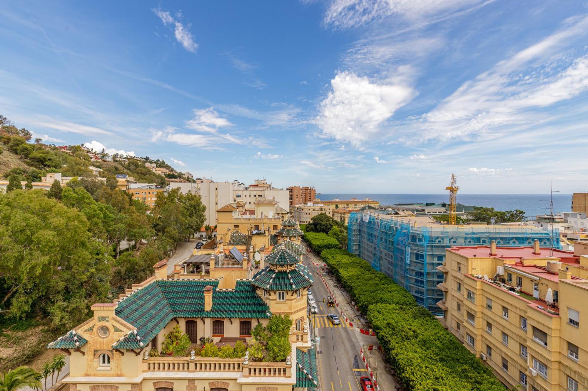 Penthouse Malagueta Sea View Apartment *