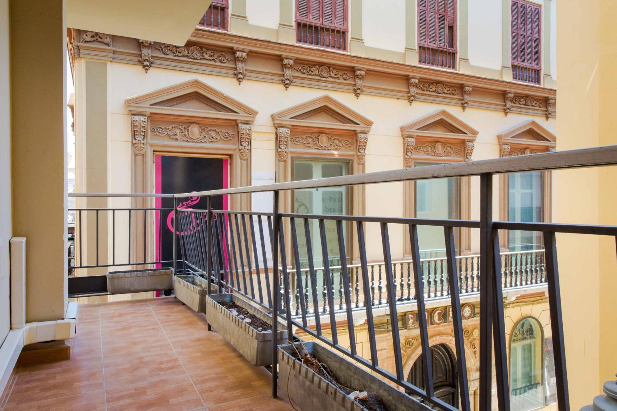 Apartments Holidays2Malaga City Center