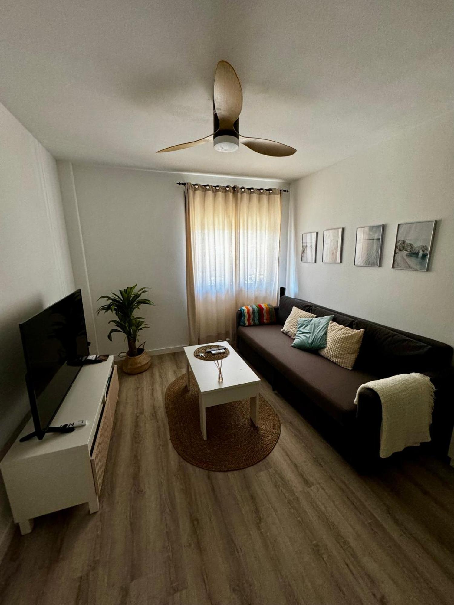 Apartamento En Pedregalejo *
