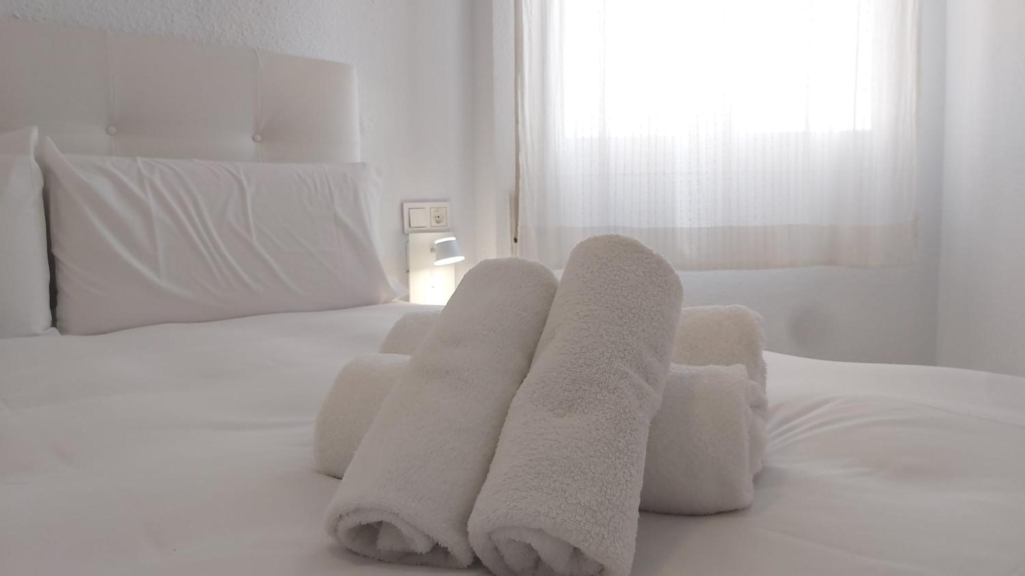 Del Parque Flats Victoria Family Apartment *
