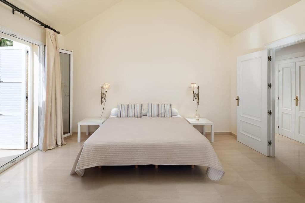 Luxury With Sea Views & Terrace By Rems Málaga