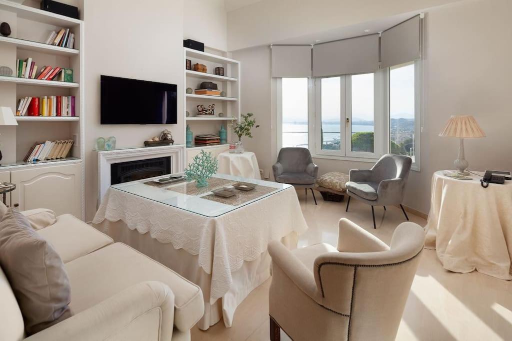 Luxury With Sea Views & Terrace By Rems *