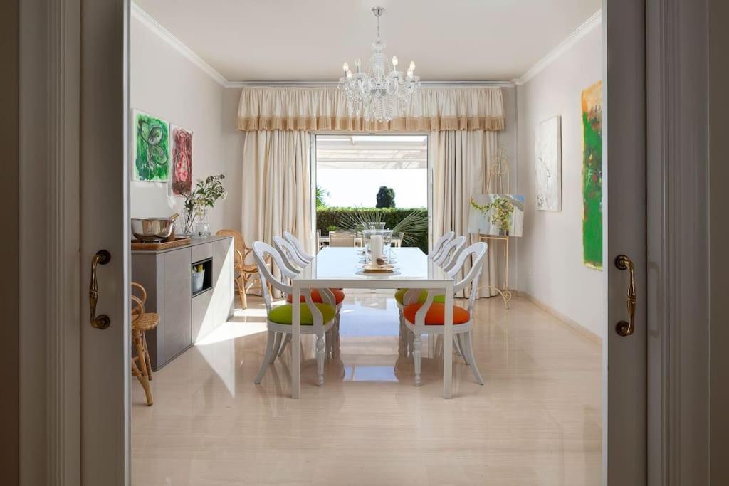 Luxury With Sea Views & Terrace By Rems Apartamento