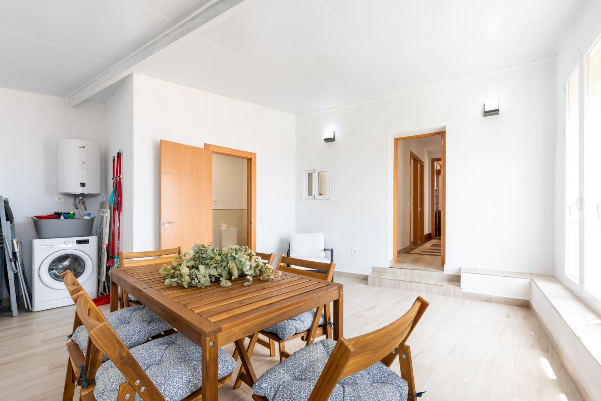 Wintowinrentals Hogar Nazari Ferienhaus