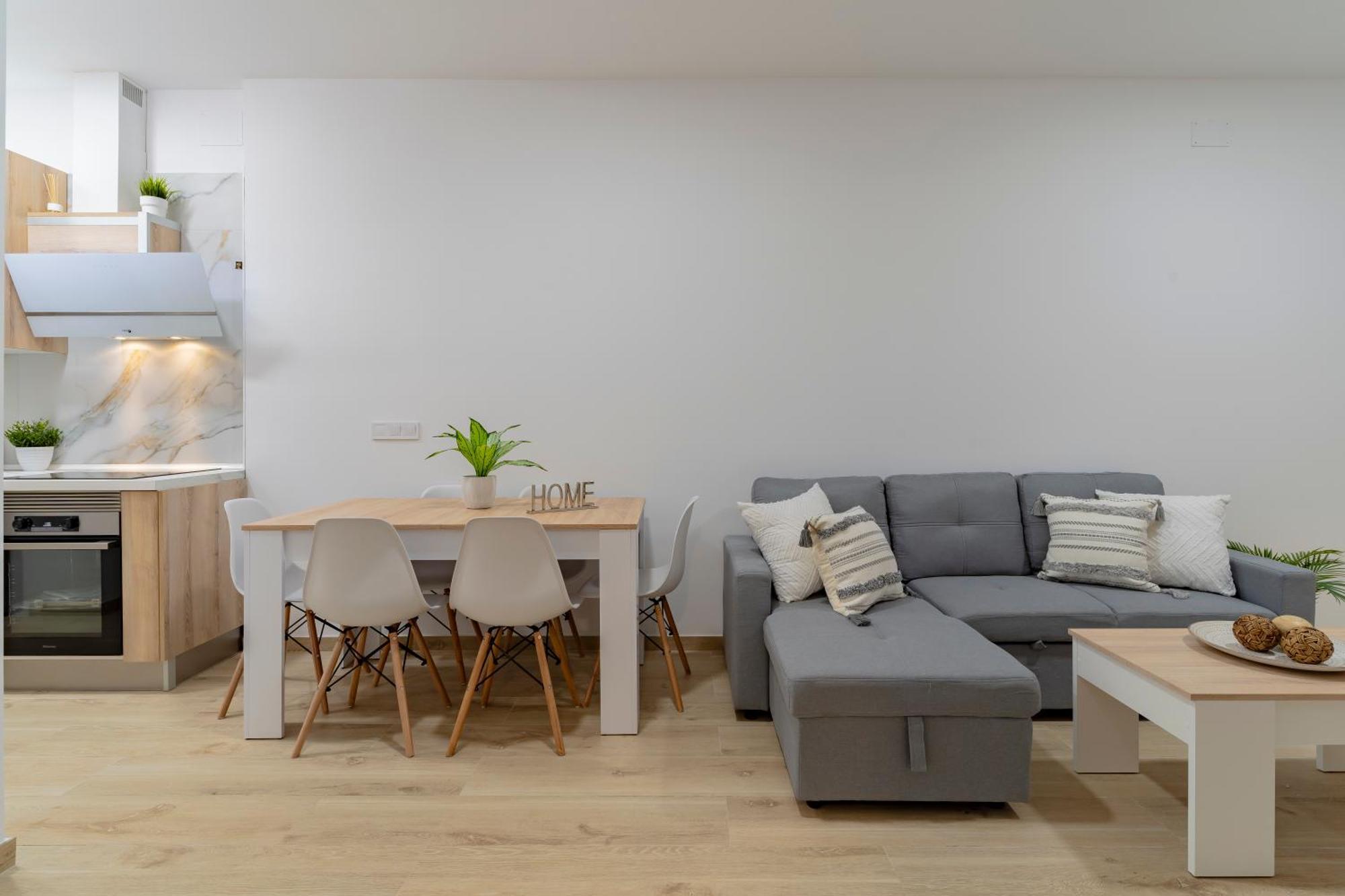 Casa Premium Playa Centro Estacion De Tren Holiday home Malaga